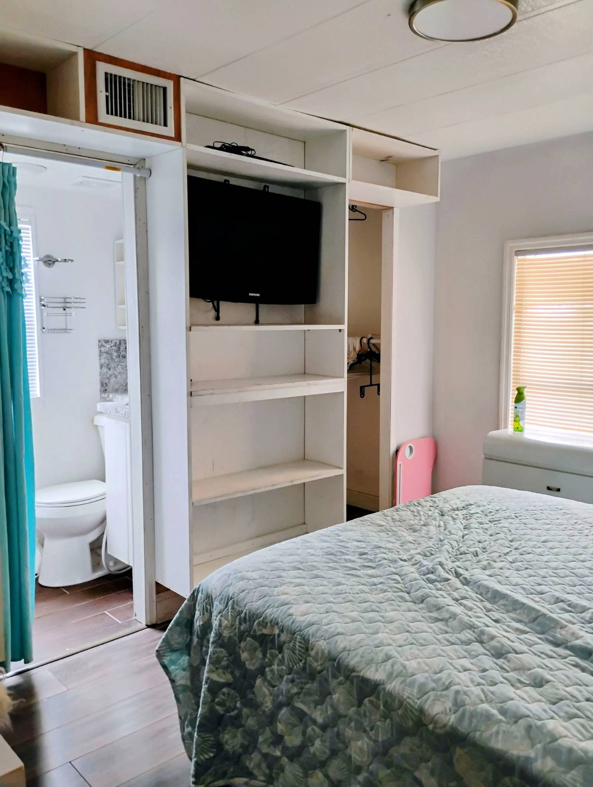 6030 150th Avenue N, Lot 11, Clearwater, Florida 33760, 3 Bedrooms Bedrooms, ,3 BathroomsBathrooms,55-Plus Mobile Home,For Sale,150th Avenue N, Lot 11,4206