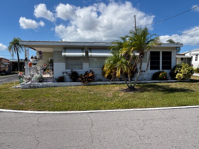 2419 Gulf to Bay Blvd, Lot 910, Clearwater, Florida 33765, 2 Bedrooms Bedrooms, ,1 BathroomBathrooms,55-Plus Mobile Home,For Sale,Gulf to Bay Blvd, Lot 910,4210