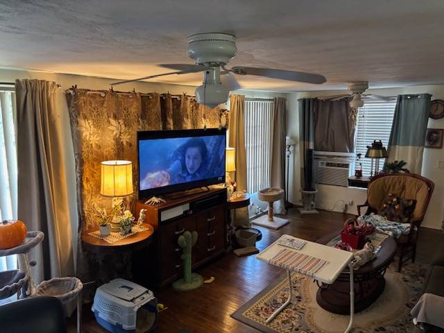 2419 Gulf to Bay Blvd, Lot 910, Clearwater, Florida 33765, 2 Bedrooms Bedrooms, ,1 BathroomBathrooms,55-Plus Mobile Home,For Sale,Gulf to Bay Blvd, Lot 910,4210