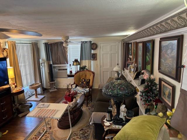 2419 Gulf to Bay Blvd, Lot 910, Clearwater, Florida 33765, 2 Bedrooms Bedrooms, ,1 BathroomBathrooms,55-Plus Mobile Home,For Sale,Gulf to Bay Blvd, Lot 910,4210