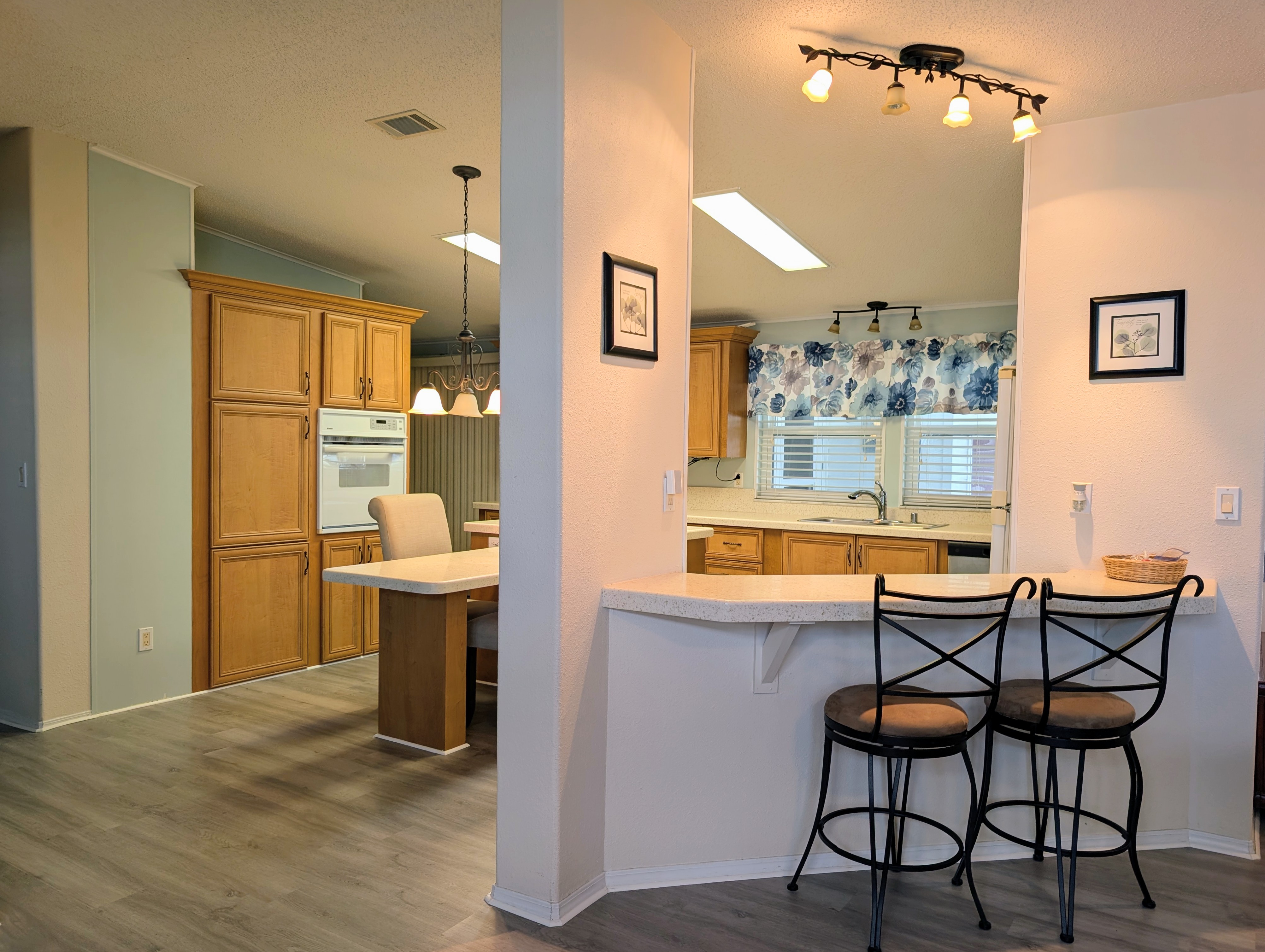 165 Begonia Terrace, Parrish, Florida 34219, 3 Bedrooms Bedrooms, ,2 BathroomsBathrooms,55-Plus Mobile Home,For Sale,Begonia Terrace,4211