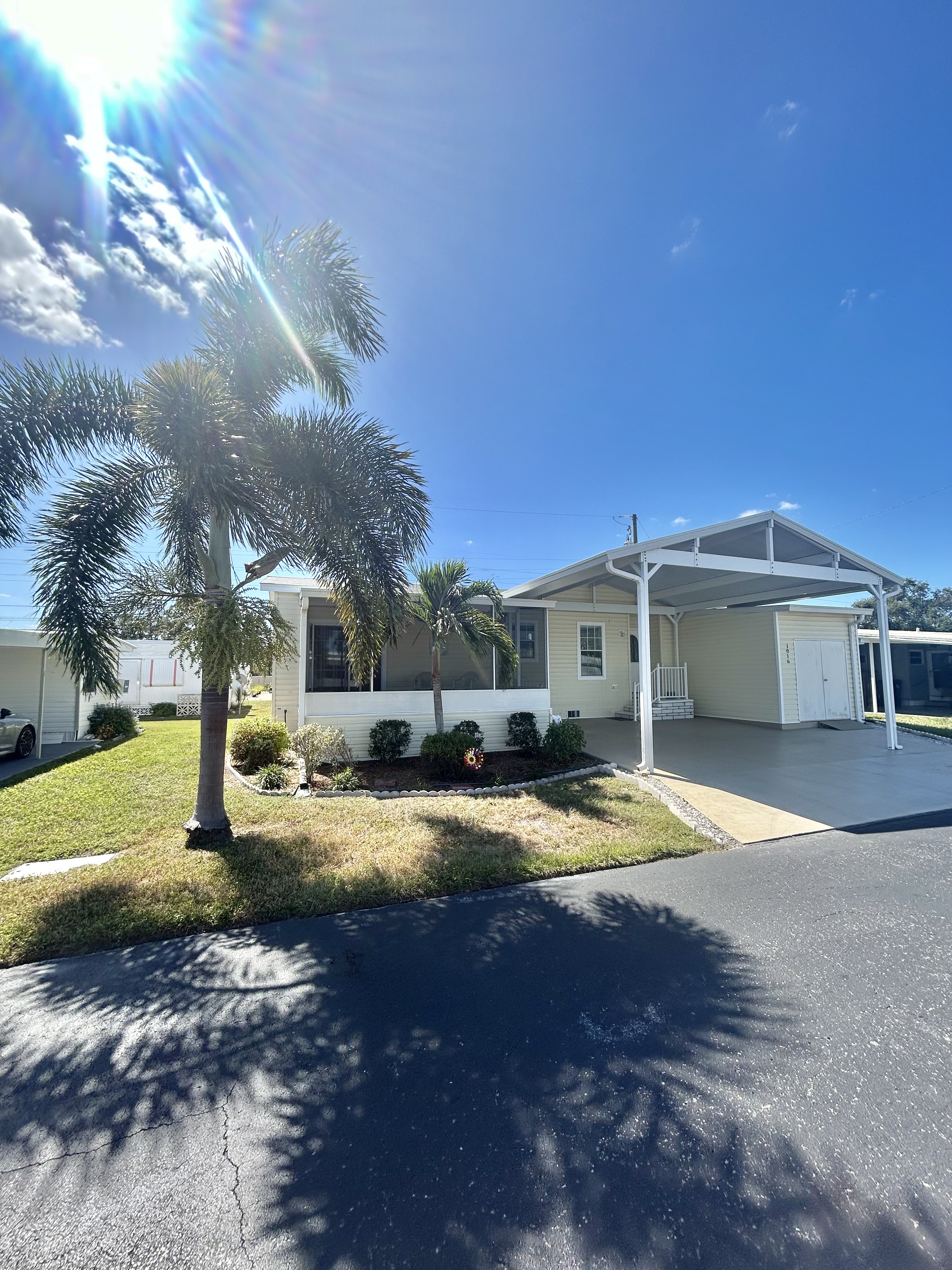 1016 52nd Avenue Blvd West, Bradenton, Florida 34207, 3 Bedrooms Bedrooms, ,2 BathroomsBathrooms,55-Plus Mobile Home,For Sale,52nd Avenue Blvd West,4212