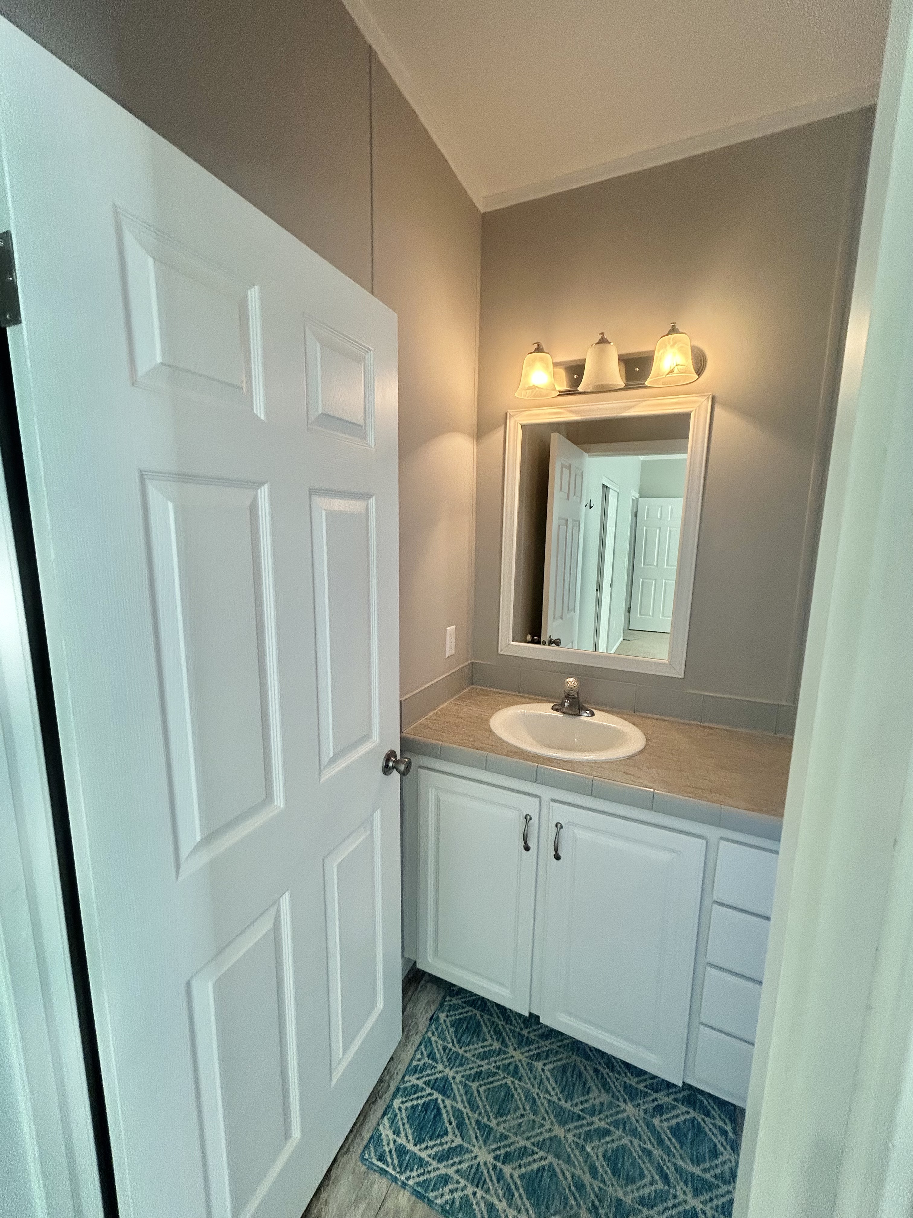 1016 52nd Avenue Blvd West, Bradenton, Florida 34207, 3 Bedrooms Bedrooms, ,2 BathroomsBathrooms,55-Plus Mobile Home,For Sale,52nd Avenue Blvd West,4212