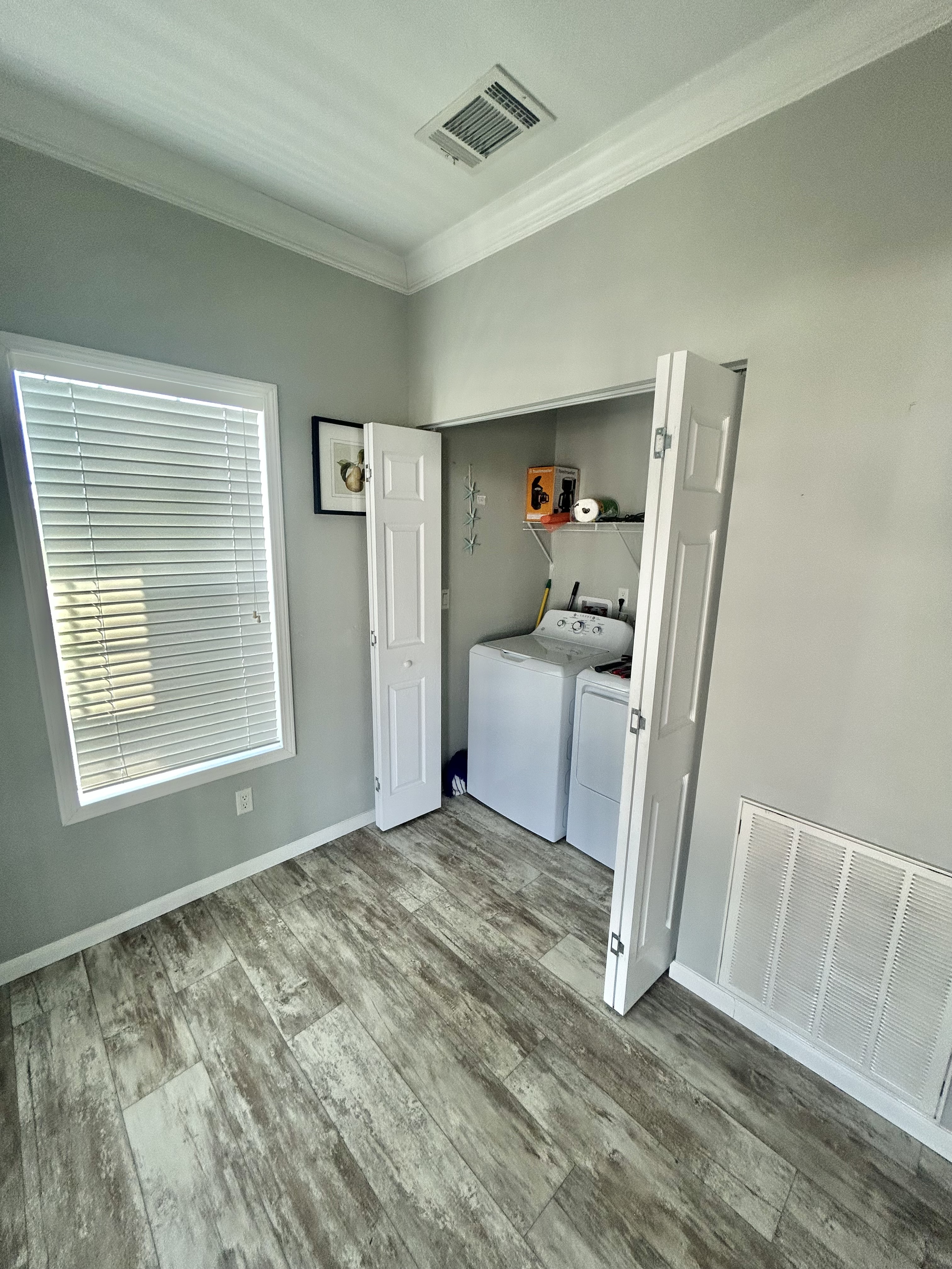 1016 52nd Avenue Blvd West, Bradenton, Florida 34207, 3 Bedrooms Bedrooms, ,2 BathroomsBathrooms,55-Plus Mobile Home,For Sale,52nd Avenue Blvd West,4212