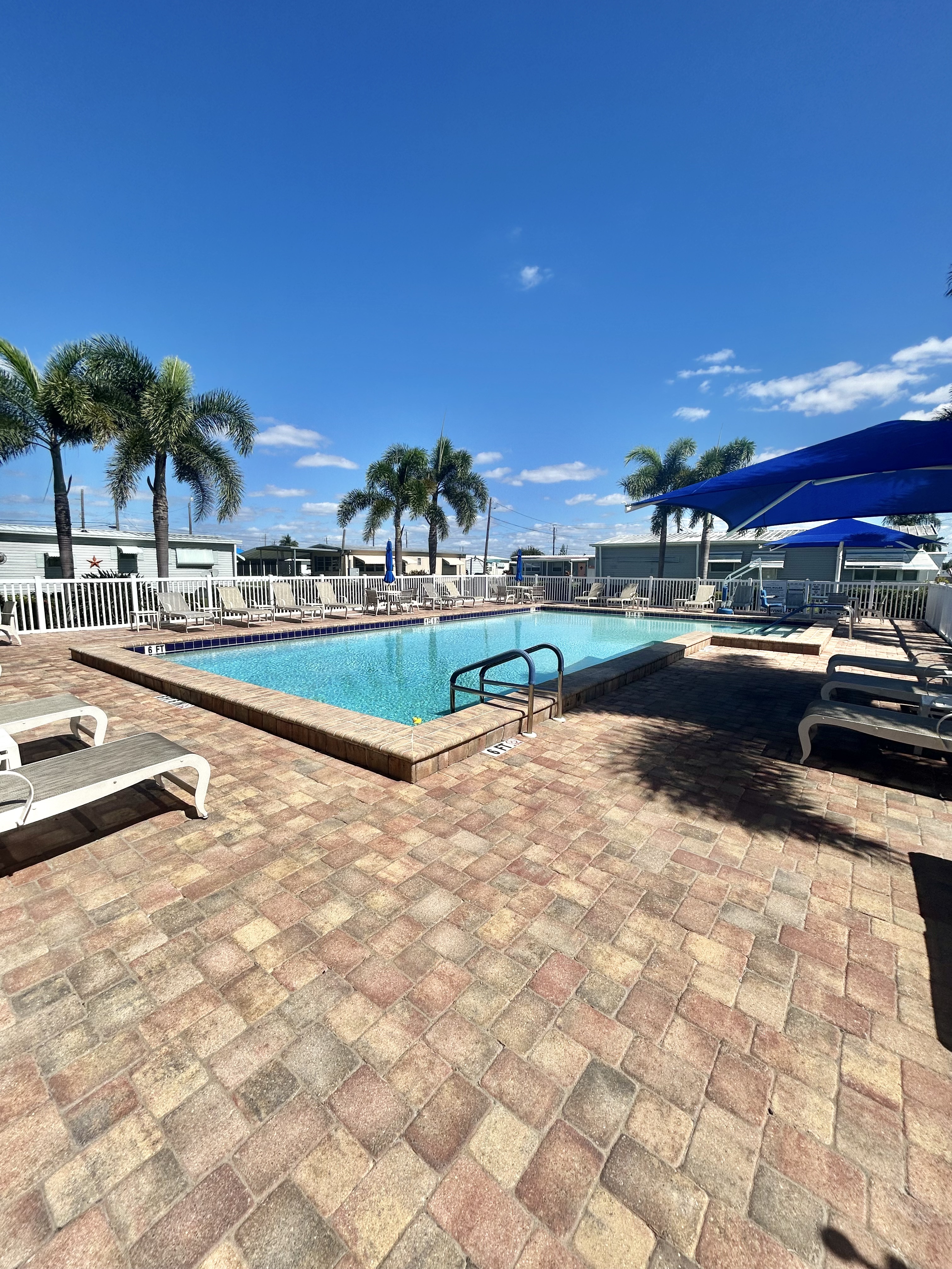 1016 52nd Avenue Blvd West, Bradenton, Florida 34207, 3 Bedrooms Bedrooms, ,2 BathroomsBathrooms,55-Plus Mobile Home,For Sale,52nd Avenue Blvd West,4212