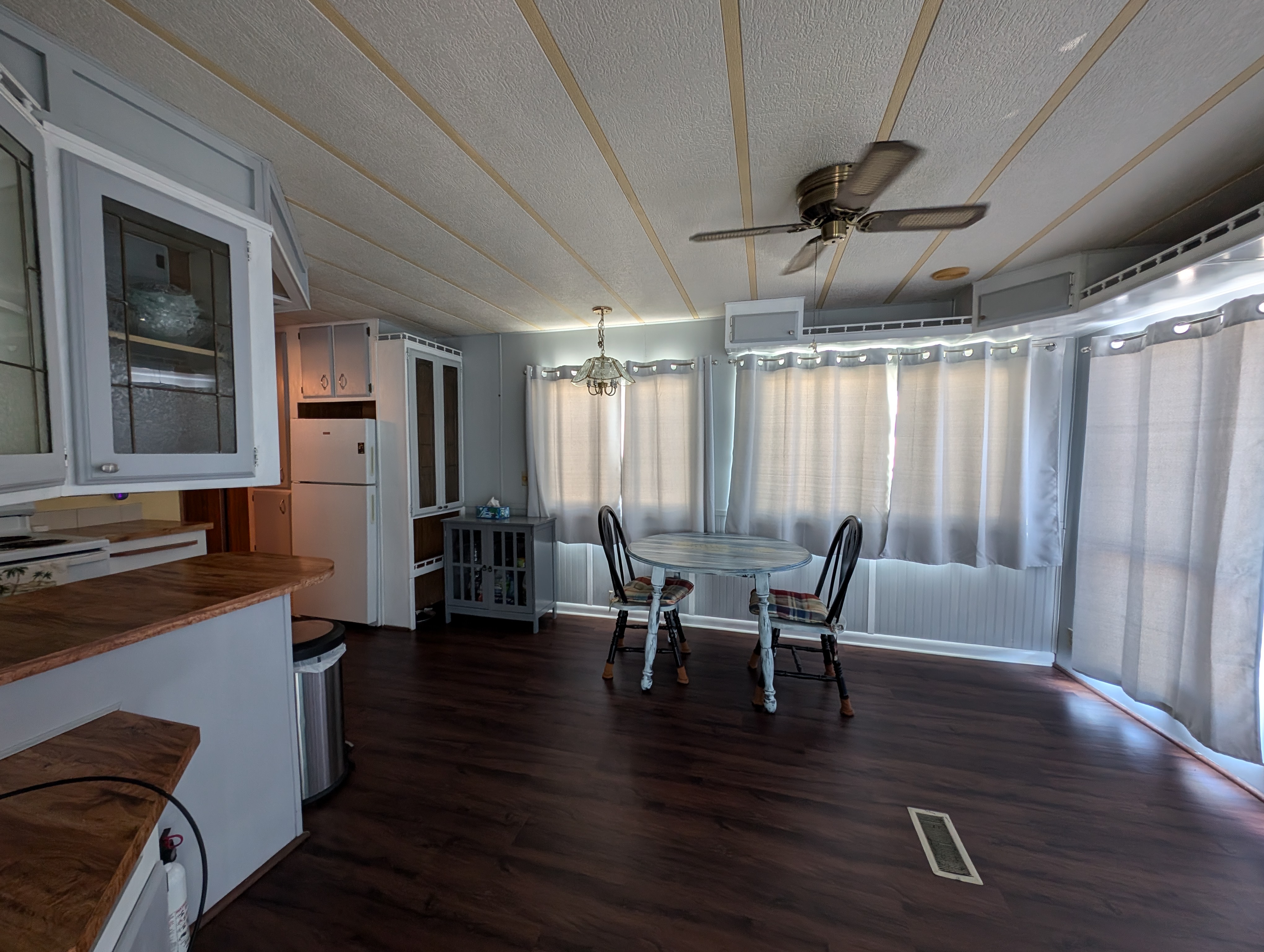 2206 Chaney Drive, Lot 364, Ruskin, Florida 33570, 2 Bedrooms Bedrooms, ,1 BathroomBathrooms,55-Plus Mobile Home,For Sale,Chaney Drive, Lot 364,4214