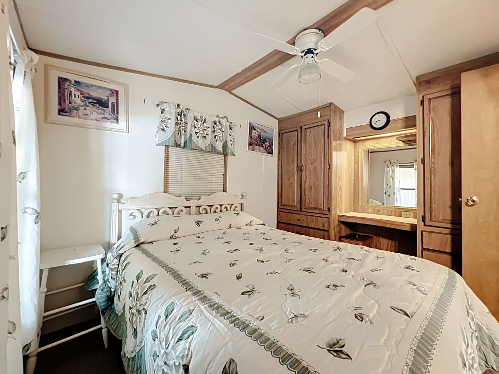 1615 Pennsylvania Ct, Frostproof, Florida 33843, 1 Bedroom Bedrooms, ,1 BathroomBathrooms,55-Plus Mobile Home,For Sale,Pennsylvania Ct,4215