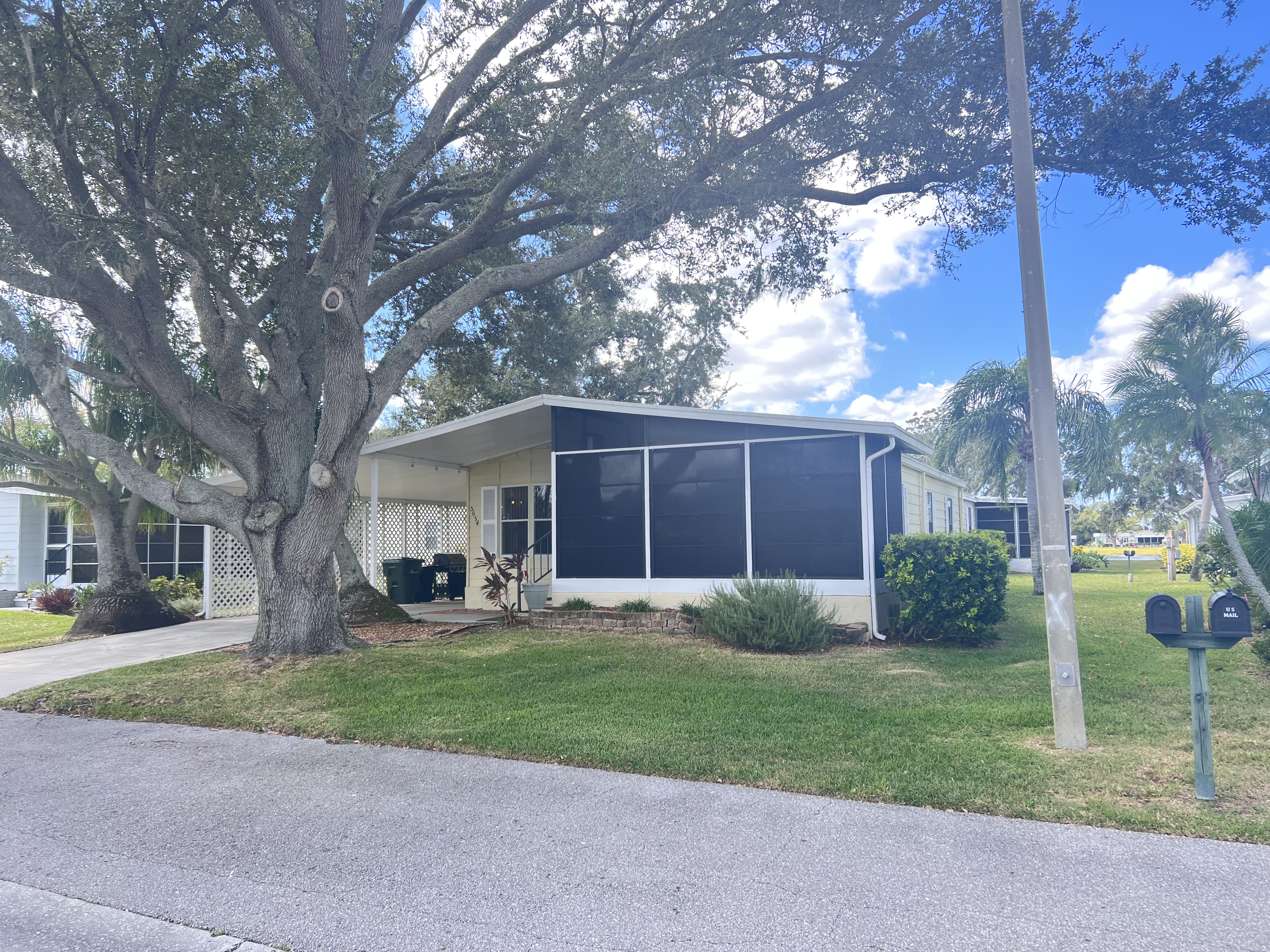 5654 Scarborough Lane, Lot 64, Sarasota, Florida 34241, 2 Bedrooms Bedrooms, ,2 BathroomsBathrooms,55-Plus Mobile Home,For Sale,Scarborough Lane, Lot 64,4216