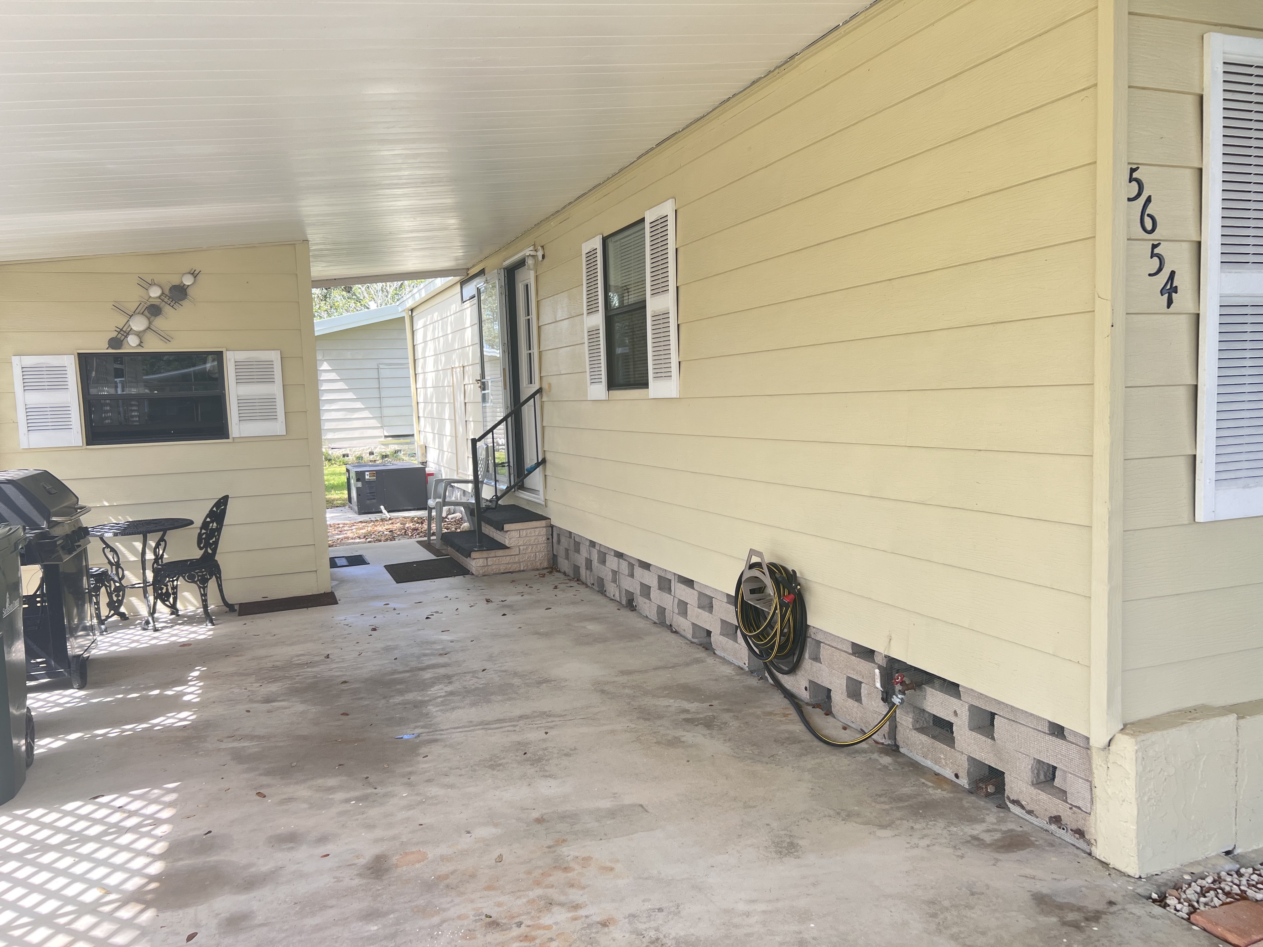 5654 Scarborough Lane, Lot 64, Sarasota, Florida 34241, 2 Bedrooms Bedrooms, ,2 BathroomsBathrooms,55-Plus Mobile Home,For Sale,Scarborough Lane, Lot 64,4216