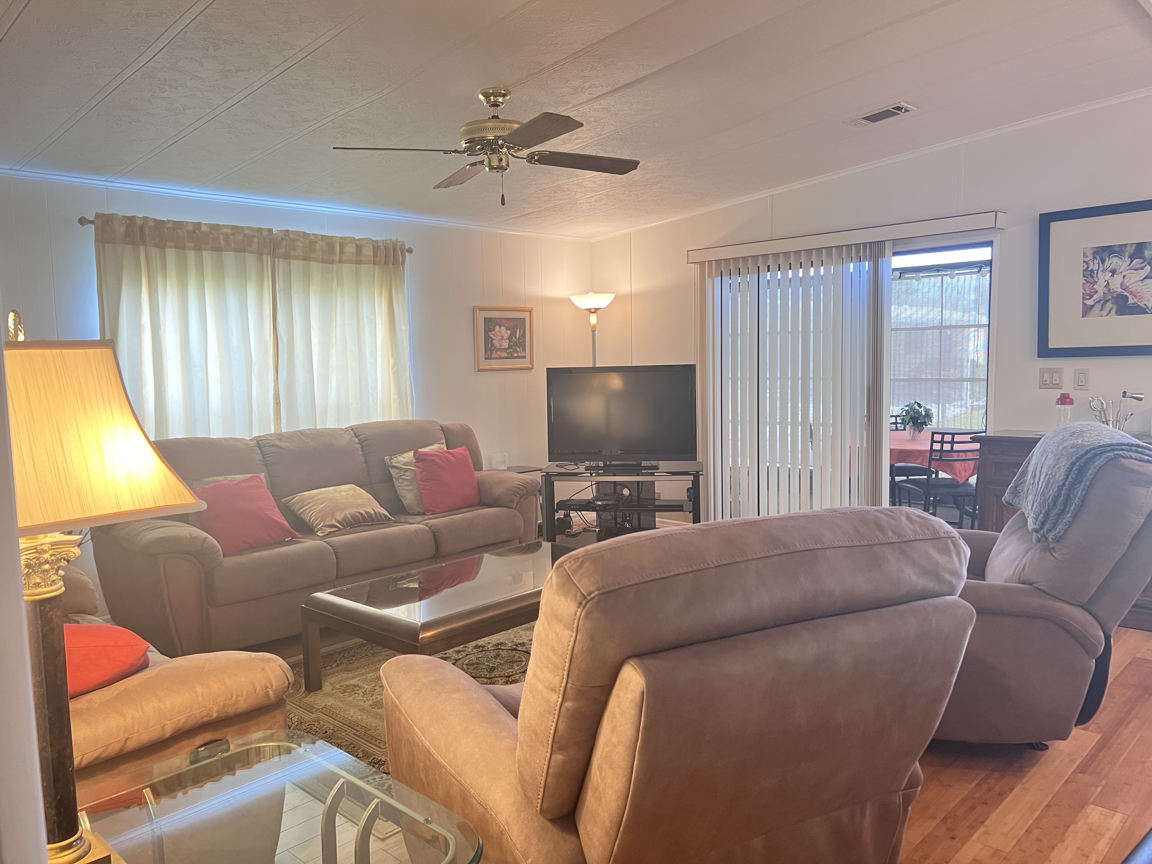 5654 Scarborough Lane, Lot 64, Sarasota, Florida 34241, 2 Bedrooms Bedrooms, ,2 BathroomsBathrooms,55-Plus Mobile Home,For Sale,Scarborough Lane, Lot 64,4216