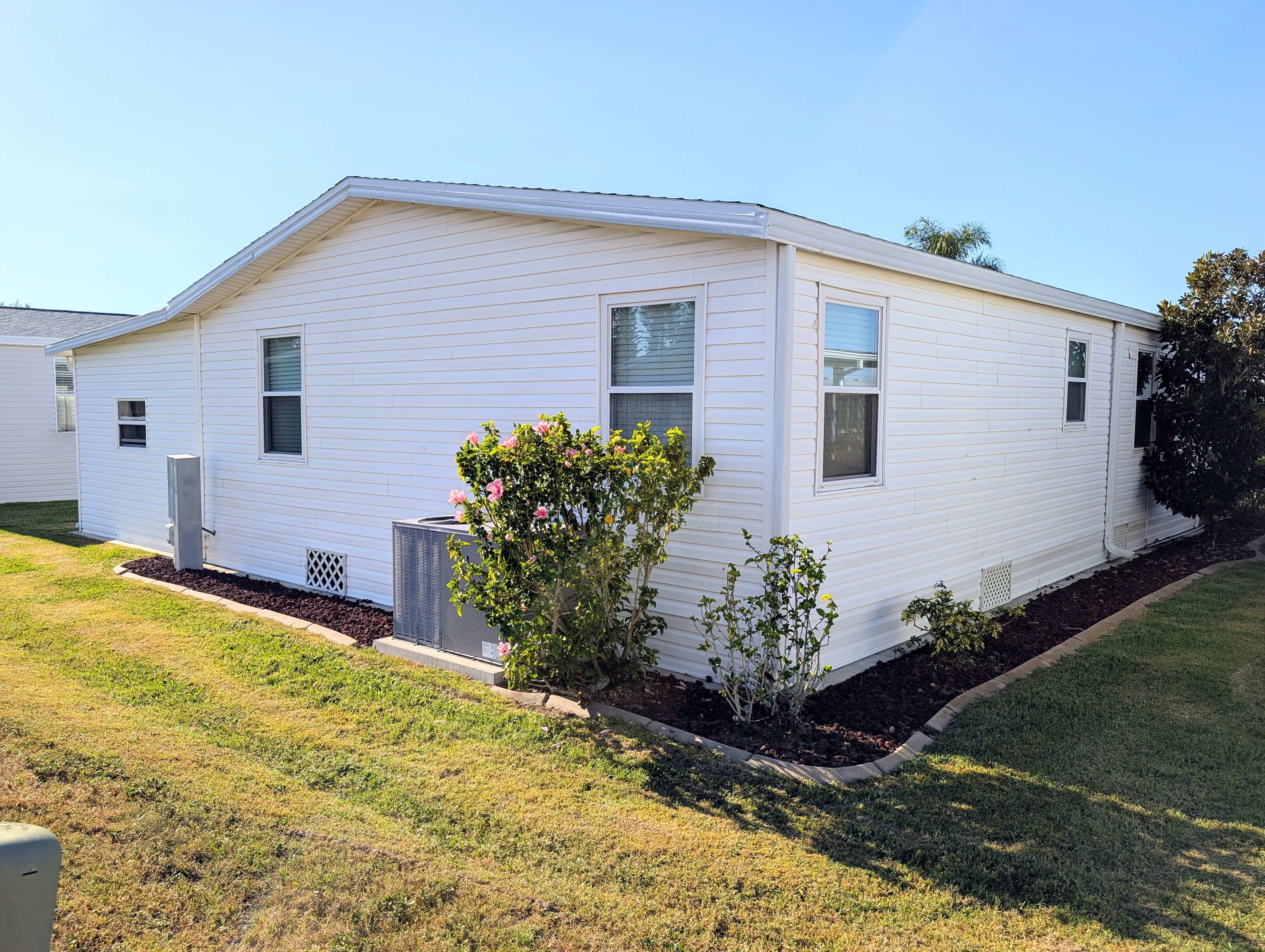 105 Jacaranda Way, Parrish, Florida 34219, 2 Bedrooms Bedrooms, ,2 BathroomsBathrooms,55-Plus Mobile Home,For Sale,Jacaranda Way,4217