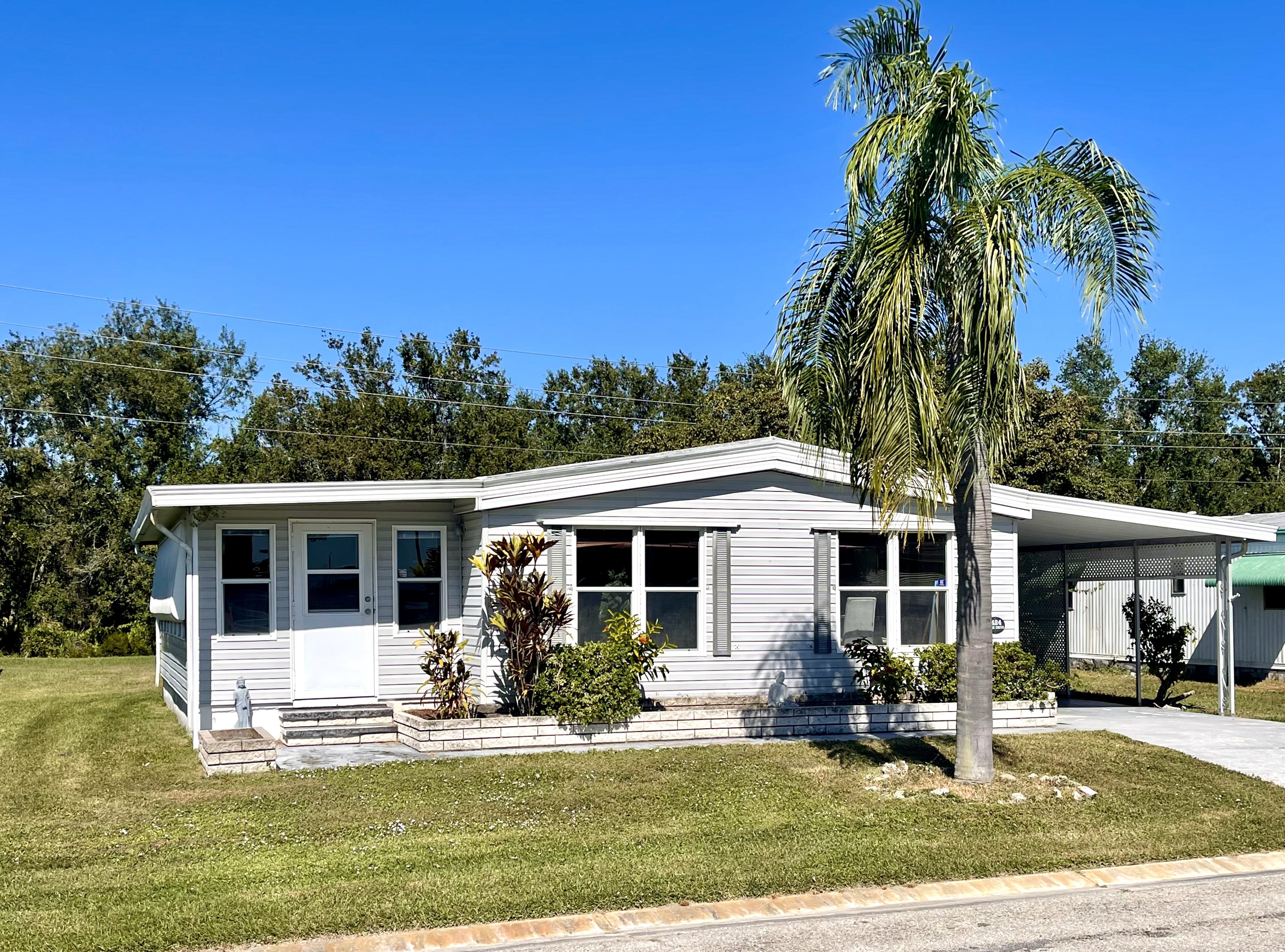 7424 Kings Drive, Ellenton, Florida 34222, 2 Bedrooms Bedrooms, ,2 BathroomsBathrooms,55-Plus Mobile Home,For Sale,Kings Drive,4218