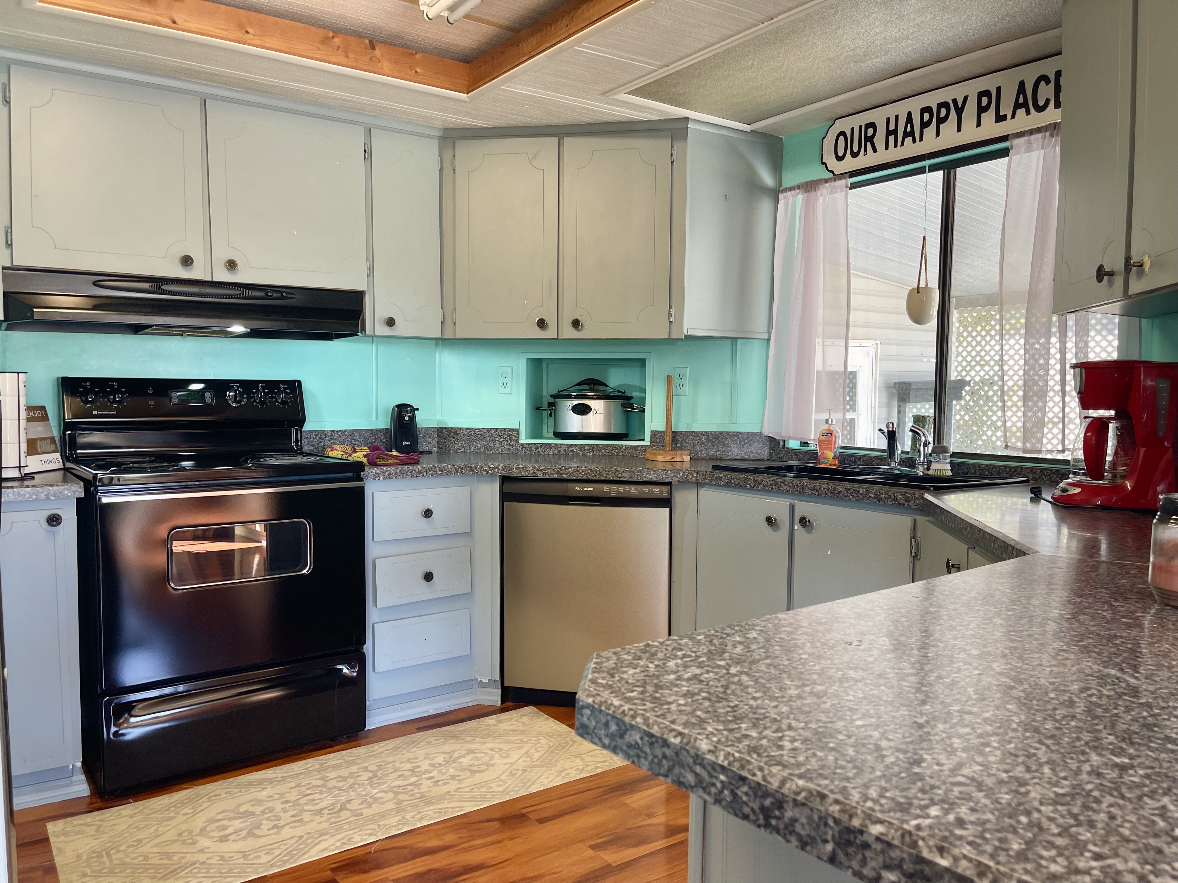 7424 Kings Drive, Ellenton, Florida 34222, 2 Bedrooms Bedrooms, ,2 BathroomsBathrooms,55-Plus Mobile Home,For Sale,Kings Drive,4218