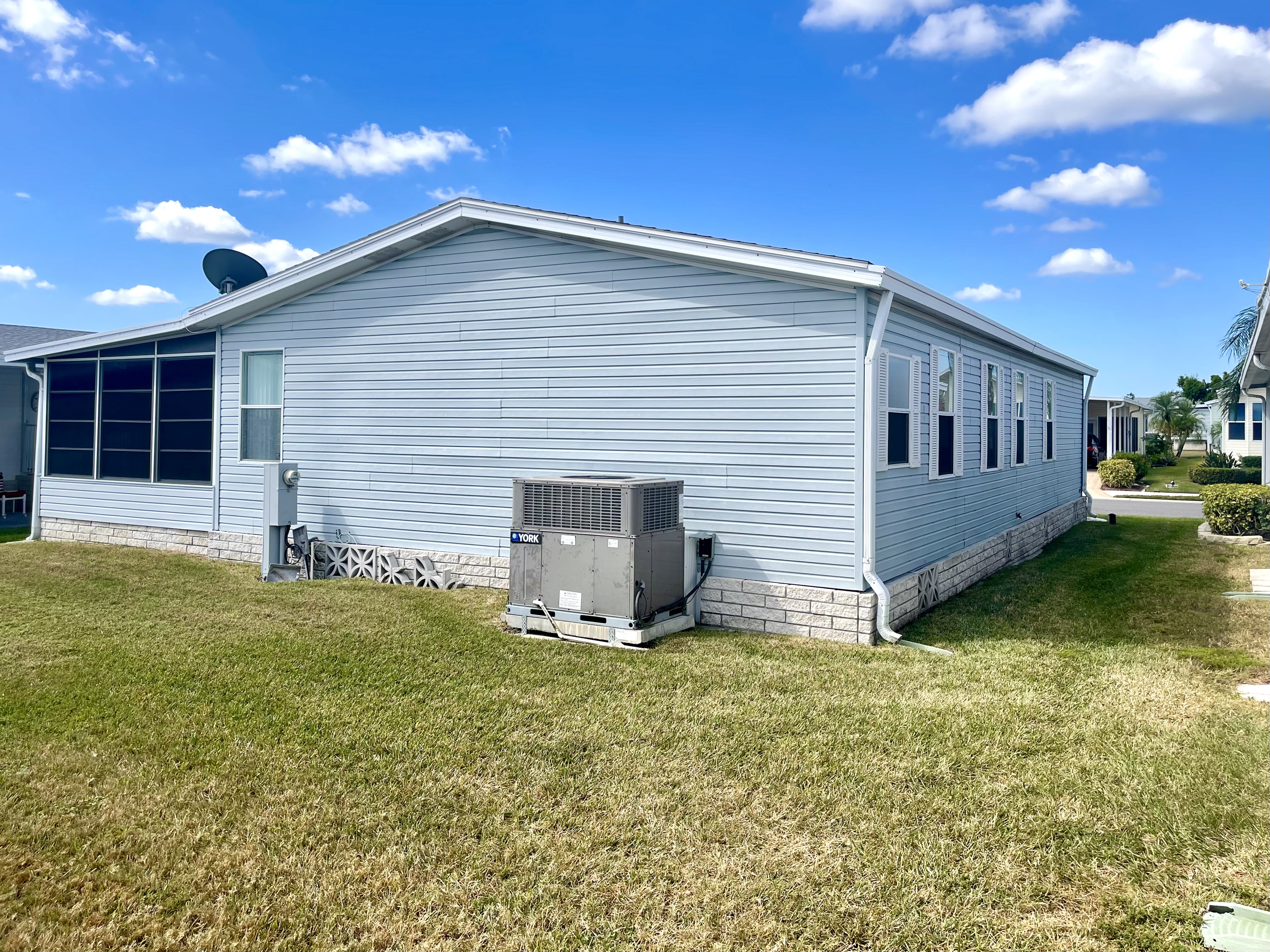 8704 27th Avenue East, Palmetto, Florida 34221, 3 Bedrooms Bedrooms, ,2 BathroomsBathrooms,55-Plus Mobile Home,For Sale,27th Avenue East,4219