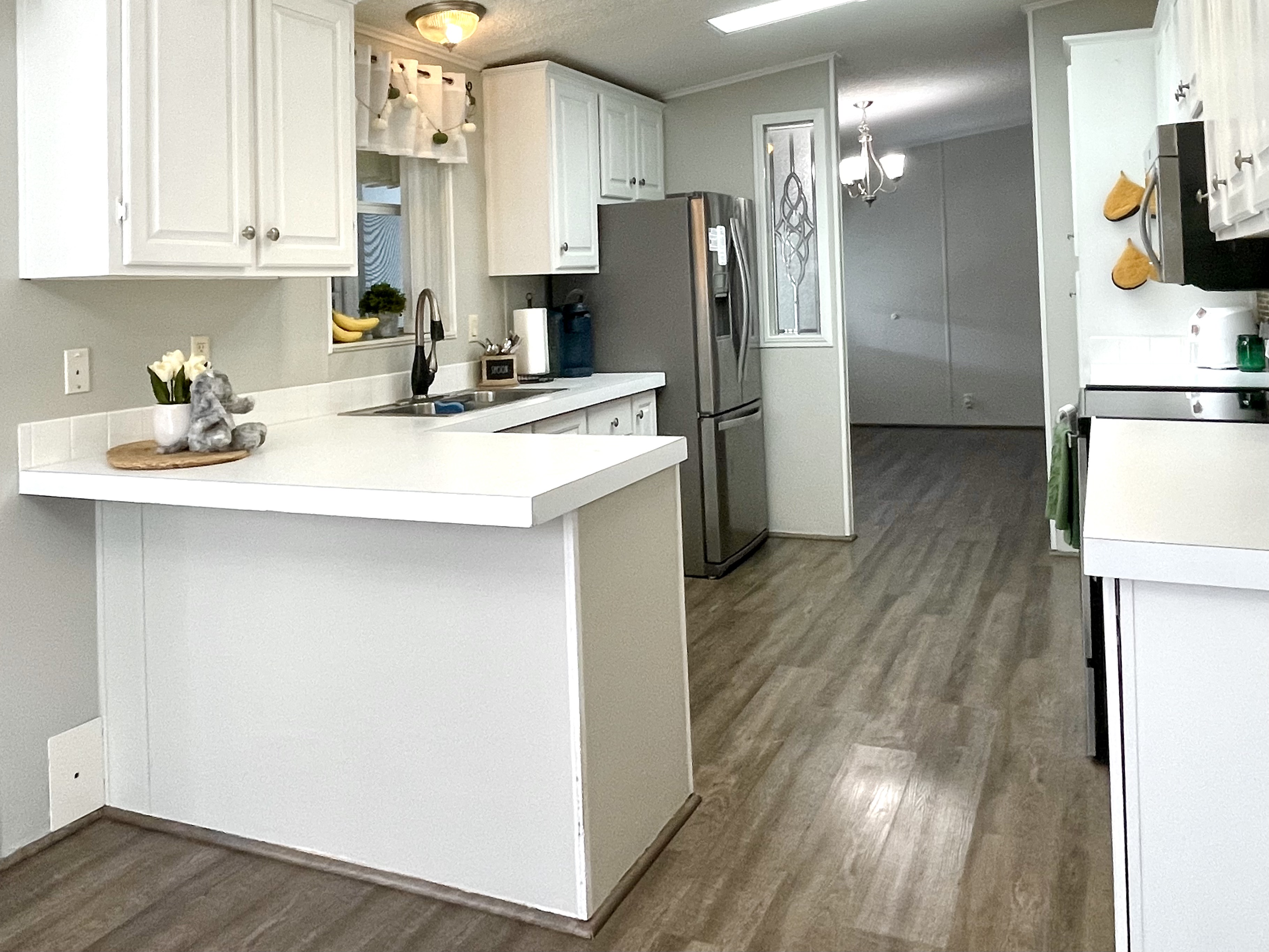 8704 27th Avenue East, Palmetto, Florida 34221, 3 Bedrooms Bedrooms, ,2 BathroomsBathrooms,55-Plus Mobile Home,For Sale,27th Avenue East,4219