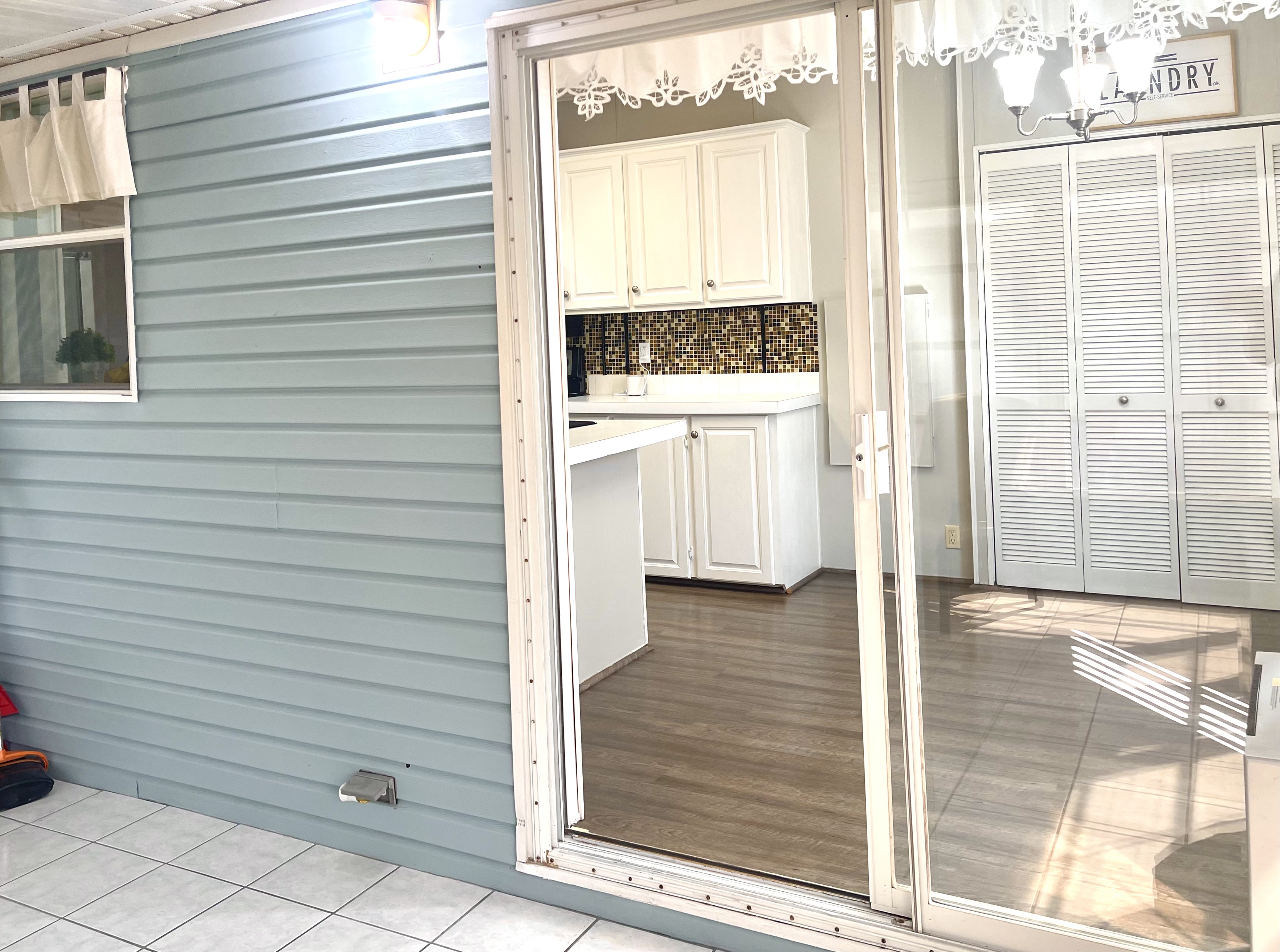 8704 27th Avenue East, Palmetto, Florida 34221, 3 Bedrooms Bedrooms, ,2 BathroomsBathrooms,55-Plus Mobile Home,For Sale,27th Avenue East,4219