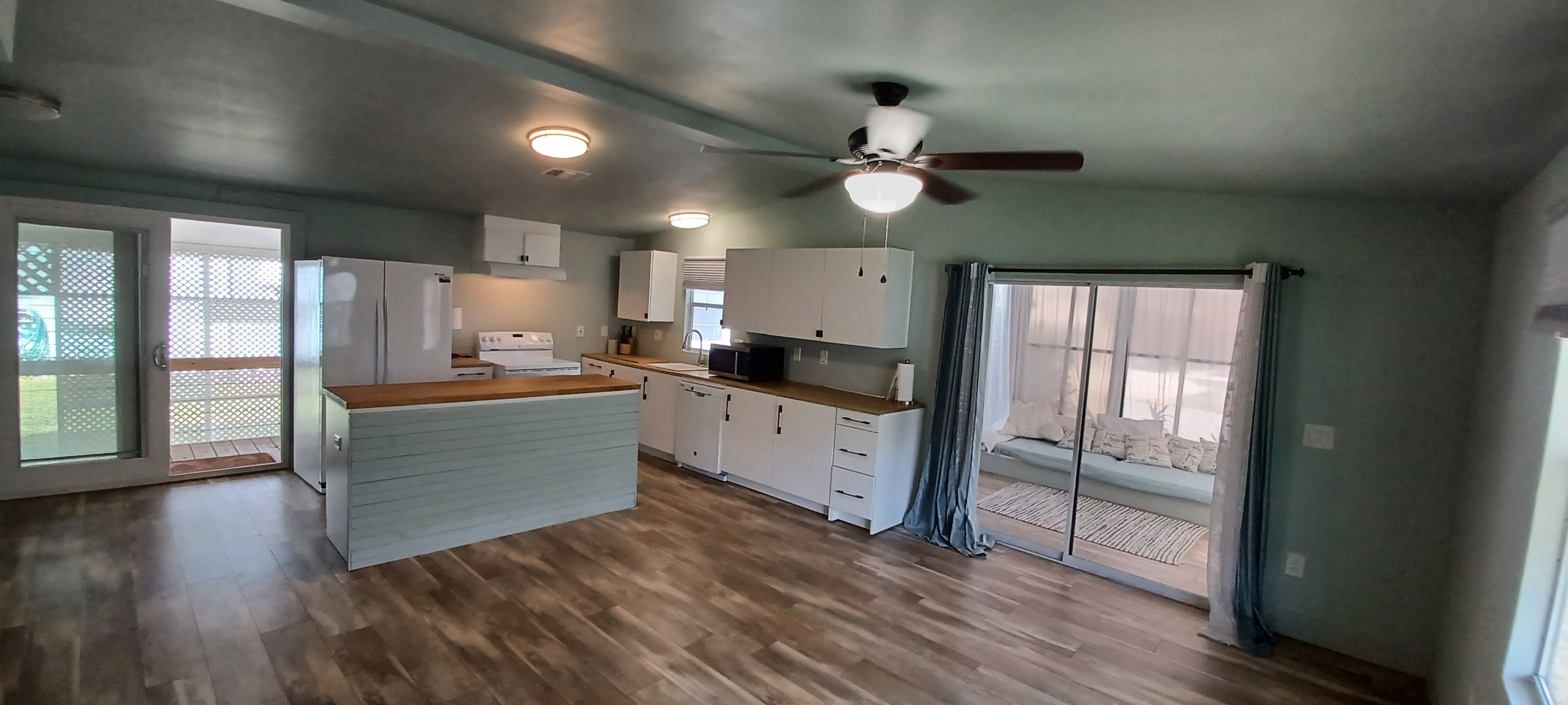 1820 Inverary Drive, Lot 934, Orlando, Florida 32826, 2 Bedrooms Bedrooms, ,2 BathroomsBathrooms,55-Plus Mobile Home,For Sale,Inverary Drive, Lot 934,4220