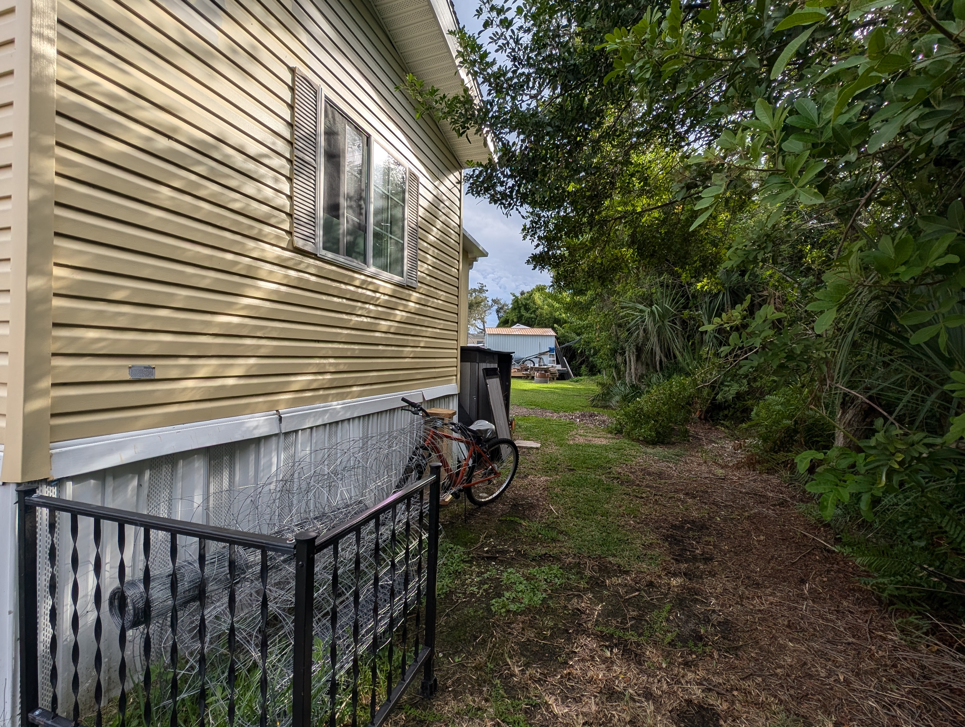 215 White Squirrel Circle, Ruskin, Florida 33570, 2 Bedrooms Bedrooms, ,1 BathroomBathrooms,All - Age Mobile Home,For Sale,White Squirrel Circle,4226