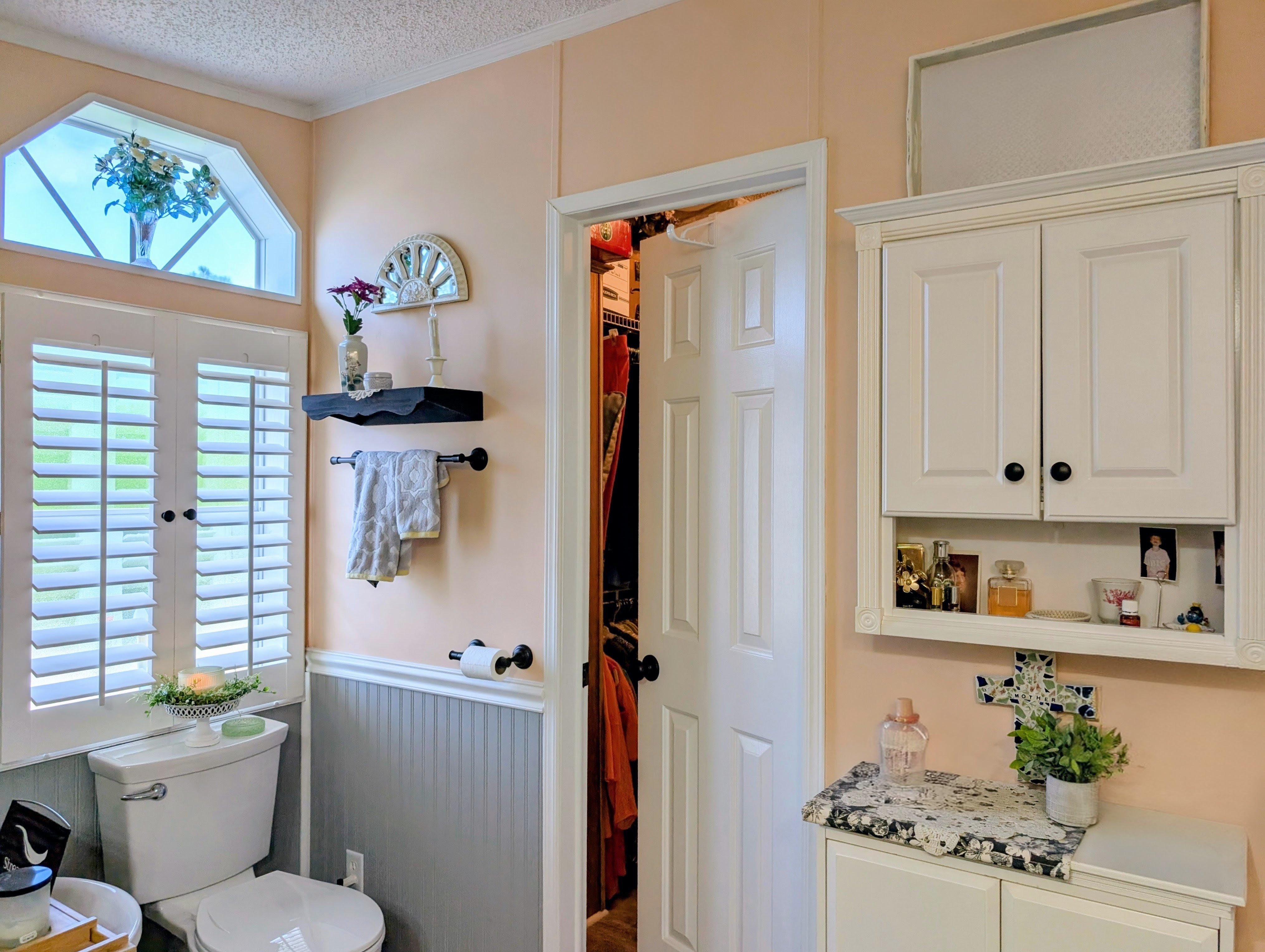 108 Tiger Lilly Drive, Parrish, Florida 34219, 2 Bedrooms Bedrooms, ,3 BathroomsBathrooms,55-Plus Mobile Home,For Sale,Tiger Lilly Drive,4228