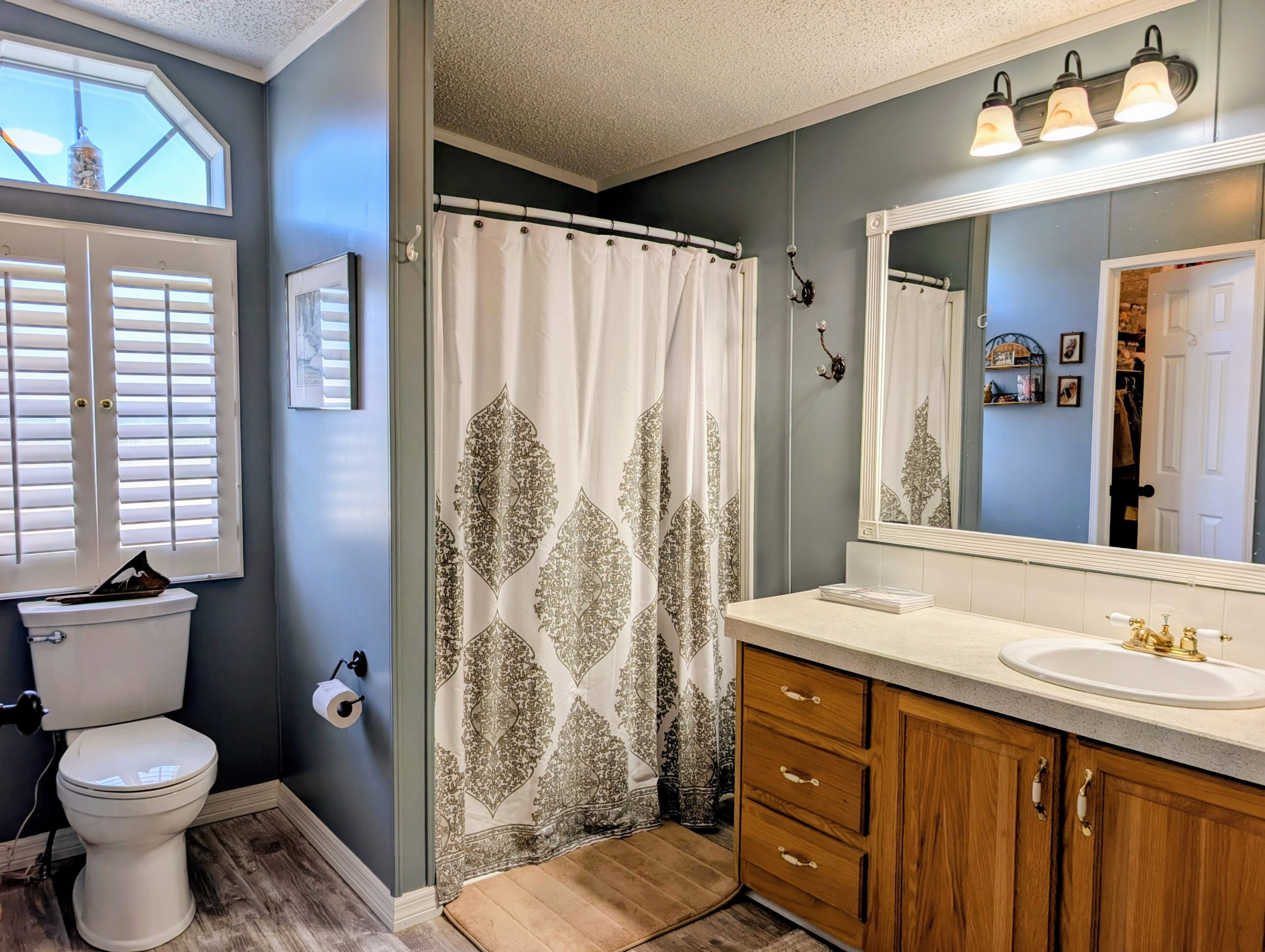 108 Tiger Lilly Drive, Parrish, Florida 34219, 2 Bedrooms Bedrooms, ,3 BathroomsBathrooms,55-Plus Mobile Home,For Sale,Tiger Lilly Drive,4228