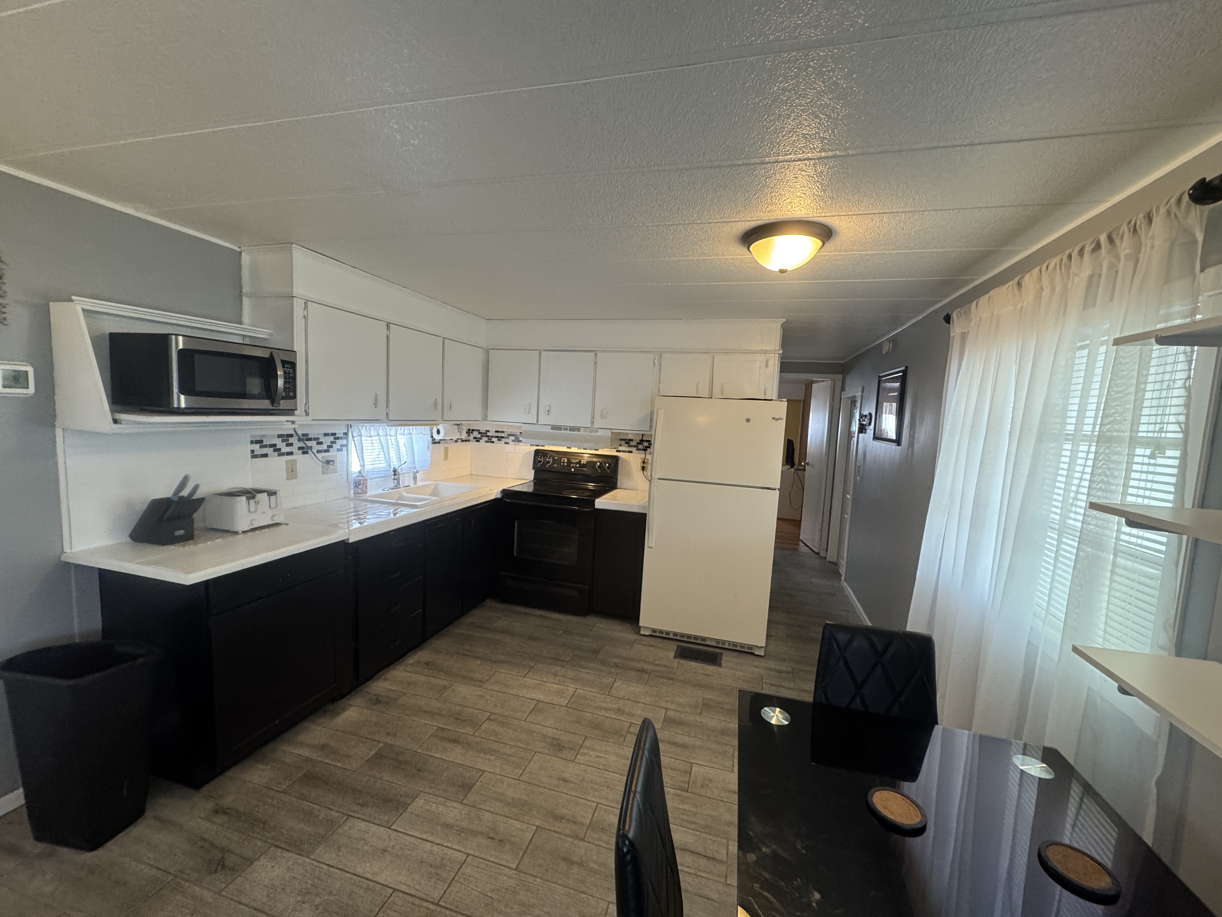 751 10th St E, Lot 139, Palmetto, Florida 34221, 2 Bedrooms Bedrooms, ,2 BathroomsBathrooms,55-Plus Mobile Home,For Sale,10th St E, Lot 139,4233