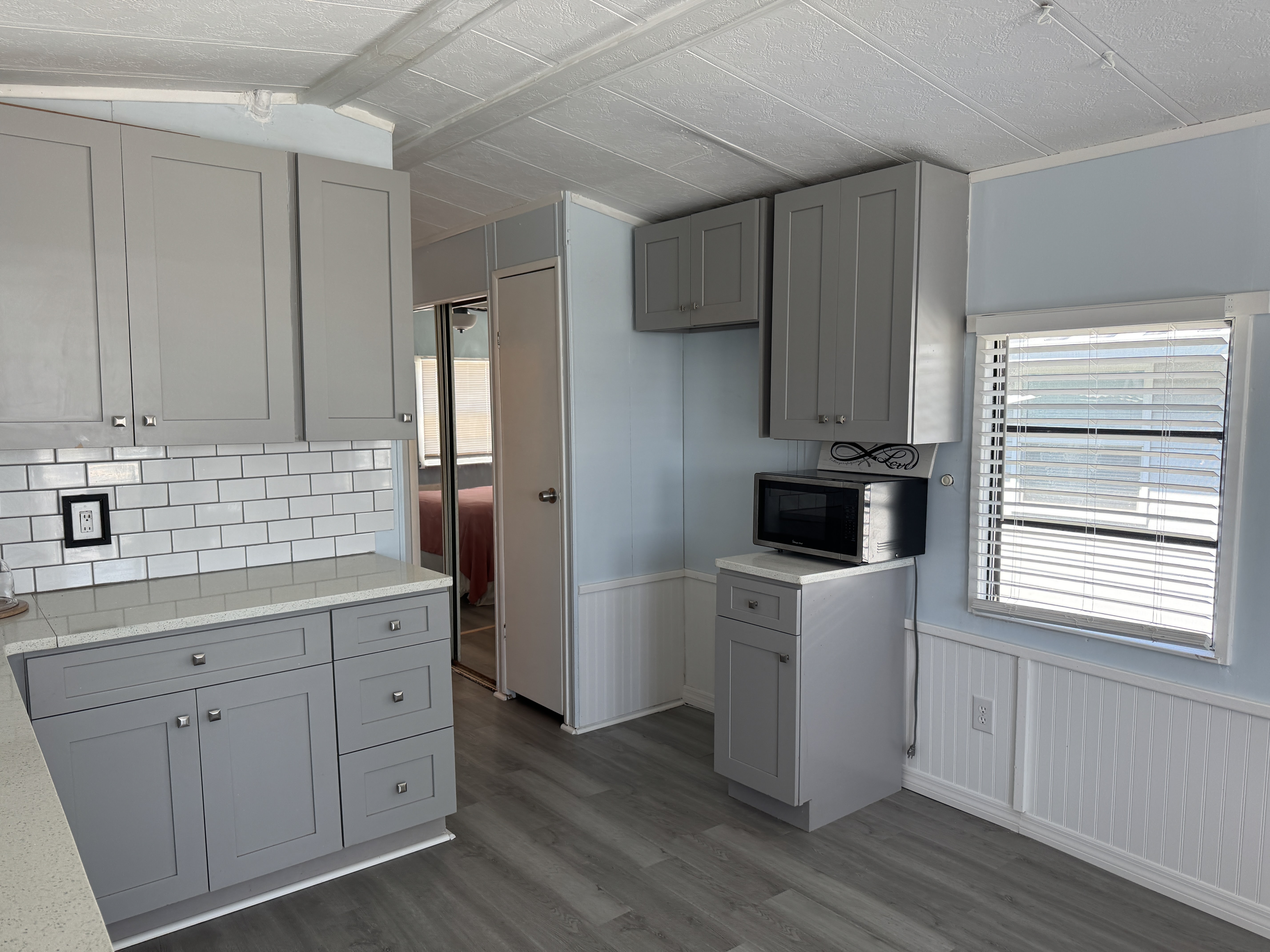 3736 Hula Circle, Ruskin, Florida 33570, 2 Bedrooms Bedrooms, ,1 BathroomBathrooms,All - Age Mobile Home,For Sale,Hula Circle,4234