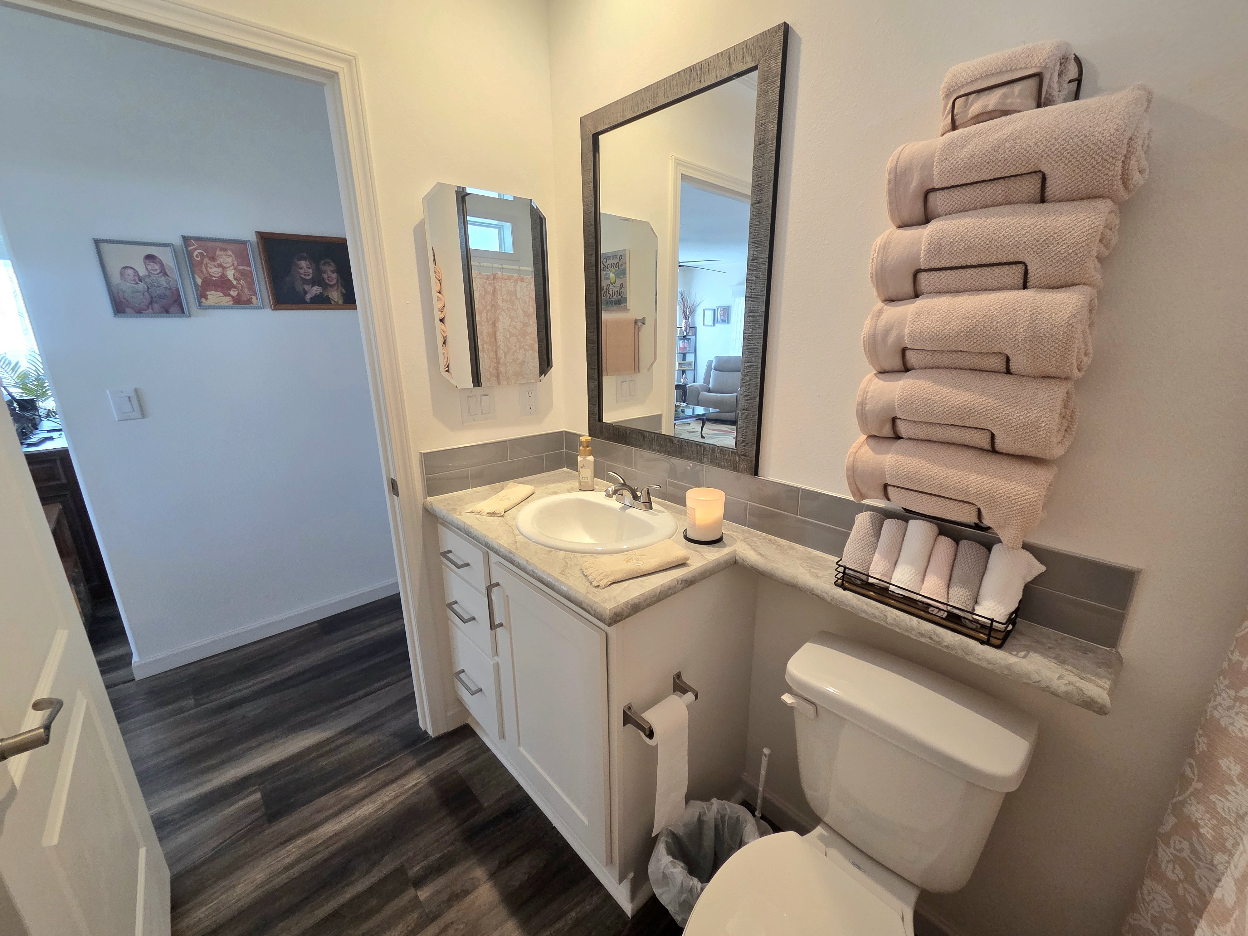 3523 Campari Drive, Ellenton, Florida 34222, 3 Bedrooms Bedrooms, ,2 BathroomsBathrooms,55-Plus Mobile Home,For Sale,Campari Drive,4236