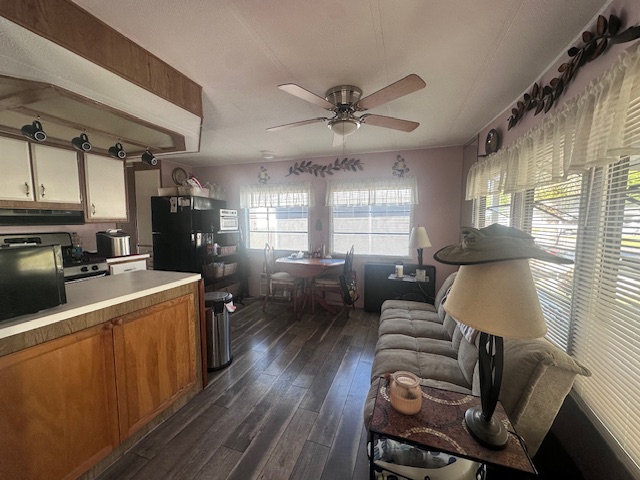 8225 Arevee Drive, Lot 130, New Port Richey, Florida 34653, 1 Bedroom Bedrooms, ,1 BathroomBathrooms,55-Plus Mobile Home,For Sale,Arevee Drive, Lot 130,4238