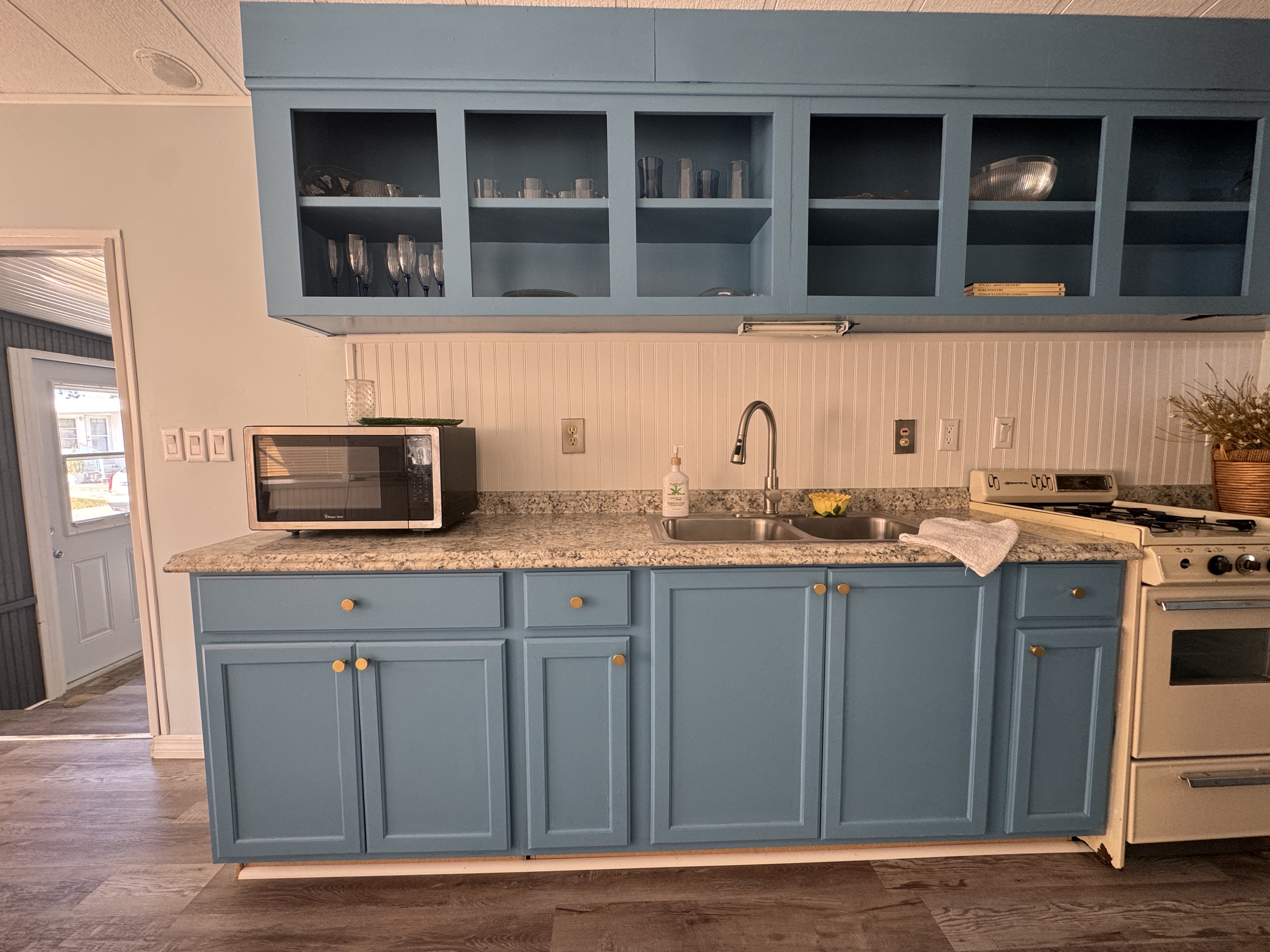 3837 Ali Ala Loop, Ruskin, Florida 33570, 1 Bedroom Bedrooms, ,1.5 BathroomsBathrooms,All - Age Mobile Home,For Sale,Ali Ala Loop,4239