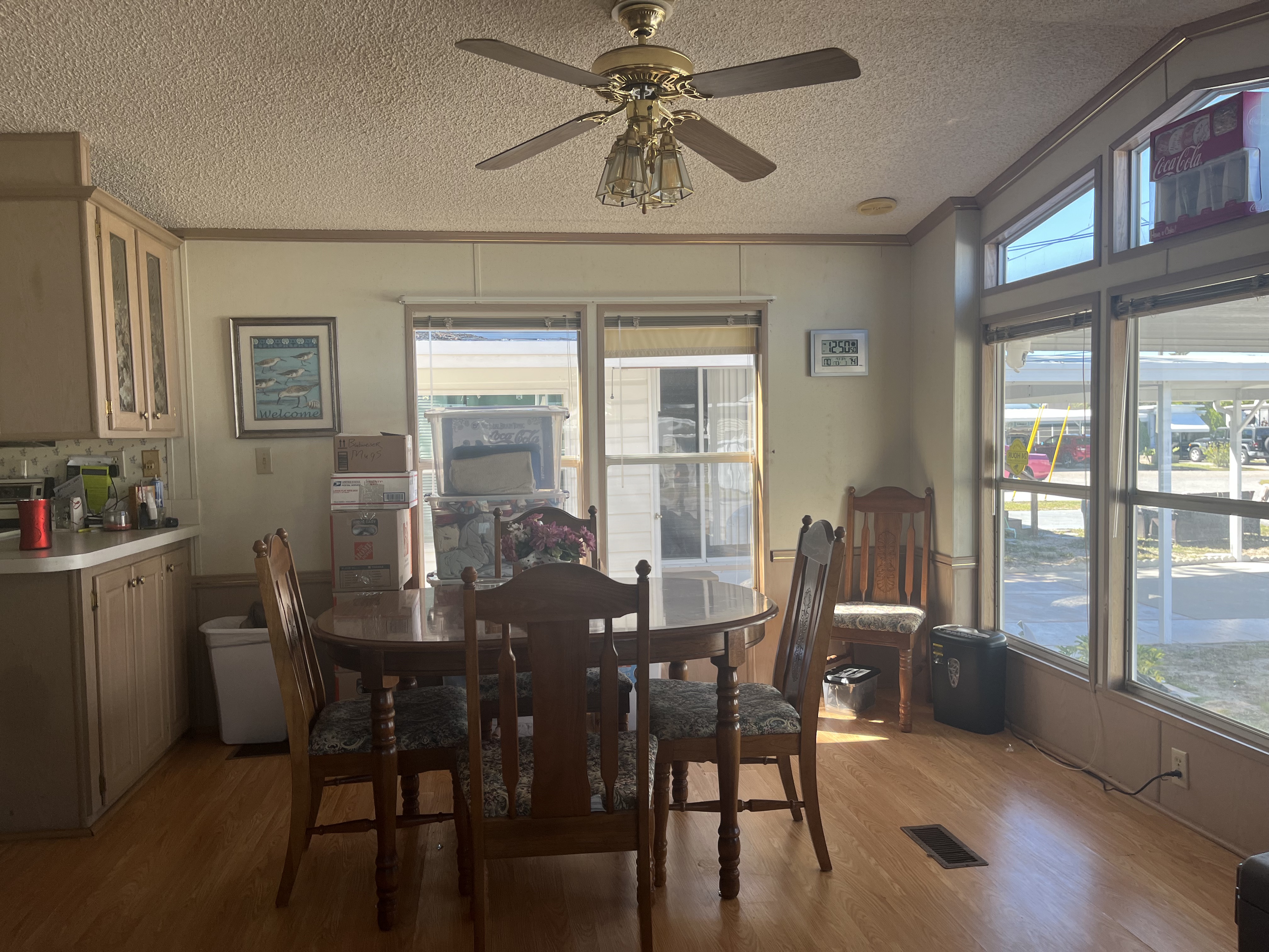 4702 Quebec St, Lot 400, Holiday, Florida 34690, 2 Bedrooms Bedrooms, ,1 BathroomBathrooms,All - Age Mobile Home,For Sale,Quebec St, Lot 400,4241