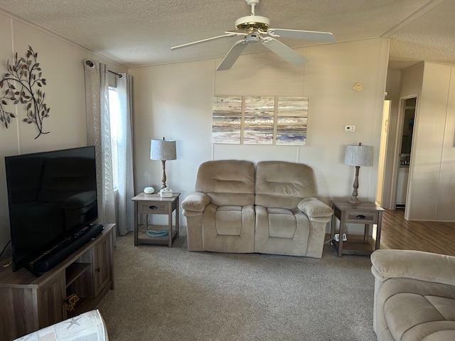 3003 Pindo Palm Pl, Ellenton, Florida 34222, 2 Bedrooms Bedrooms, ,2 BathroomsBathrooms,55-Plus Mobile Home,For Sale,Pindo Palm Pl,4244