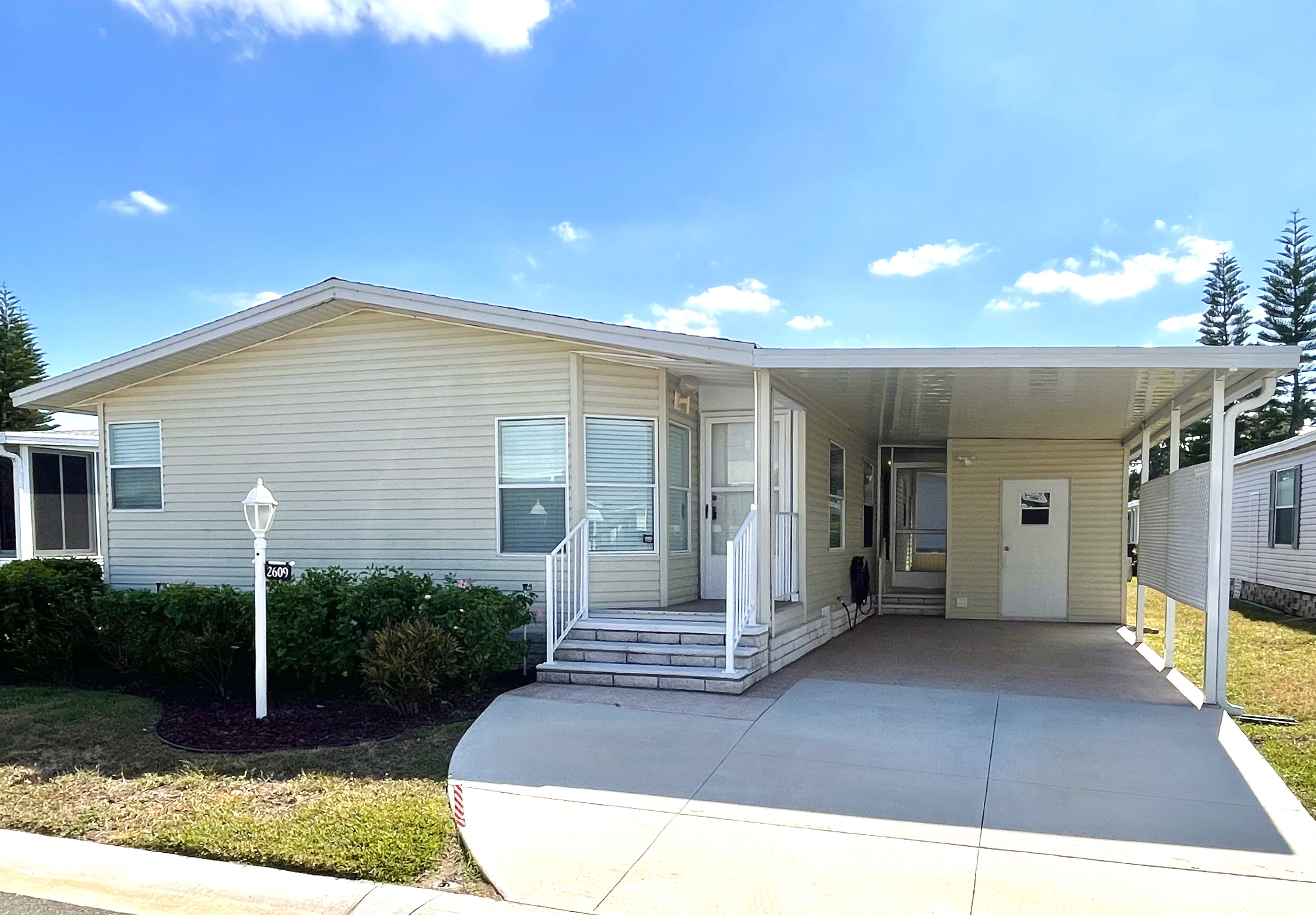 2609 86th Lane E, Palmetto, Florida 34221, 2 Bedrooms Bedrooms, ,2 BathroomsBathrooms,55-Plus Mobile Home,For Sale,86th Lane E,4245