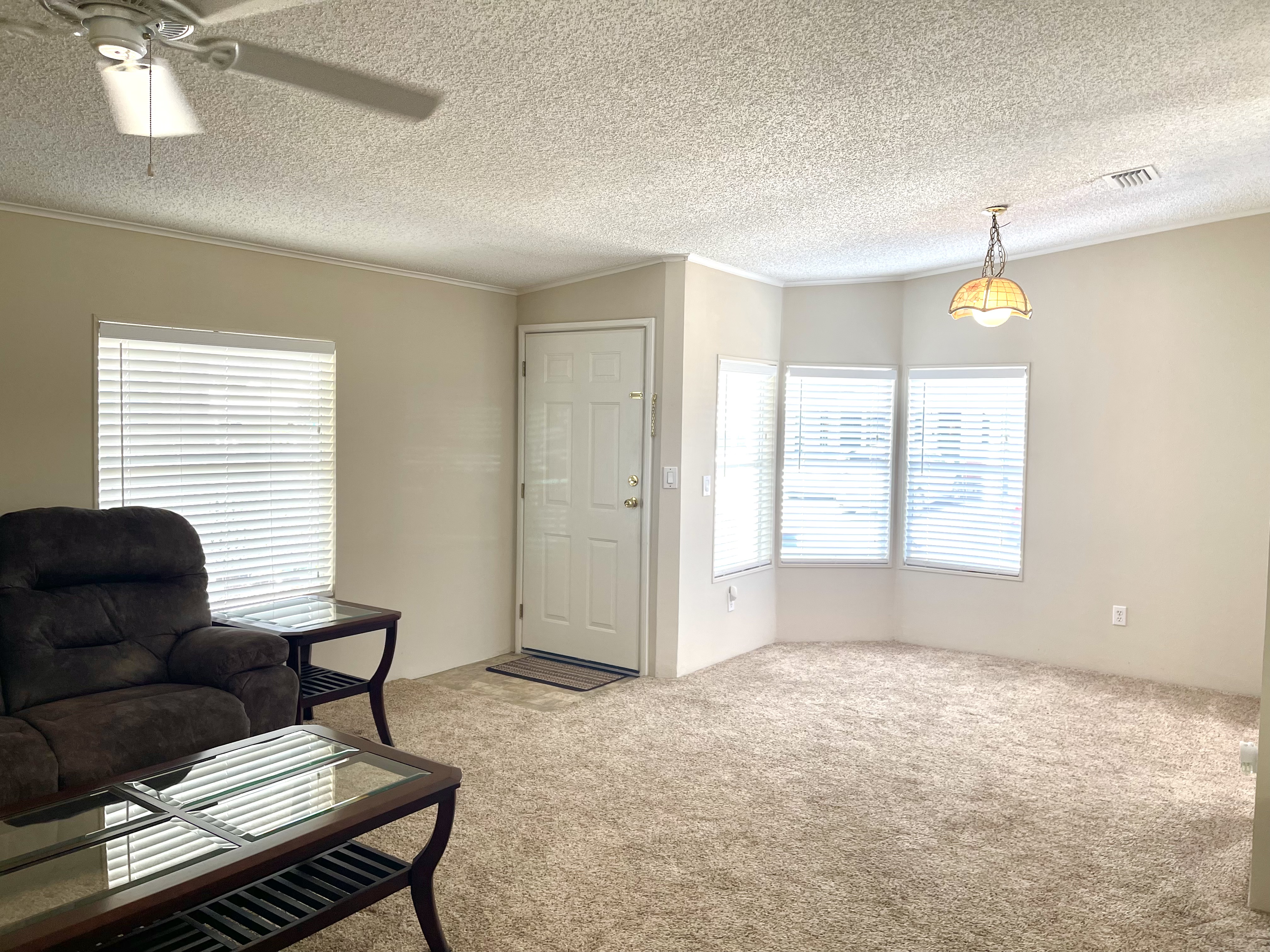 2609 86th Lane E, Palmetto, Florida 34221, 2 Bedrooms Bedrooms, ,2 BathroomsBathrooms,55-Plus Mobile Home,For Sale,86th Lane E,4245