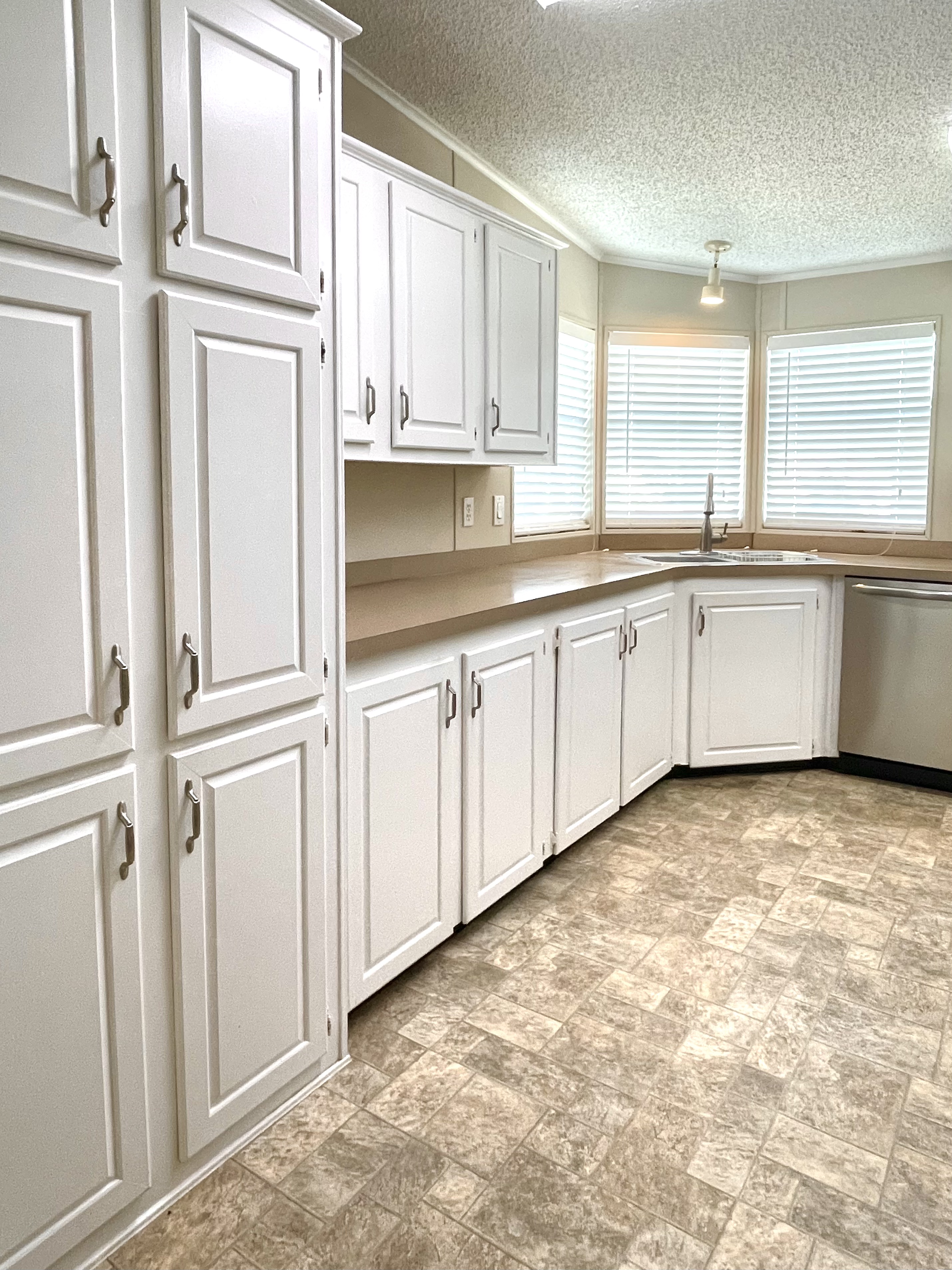 2609 86th Lane E, Palmetto, Florida 34221, 2 Bedrooms Bedrooms, ,2 BathroomsBathrooms,55-Plus Mobile Home,For Sale,86th Lane E,4245