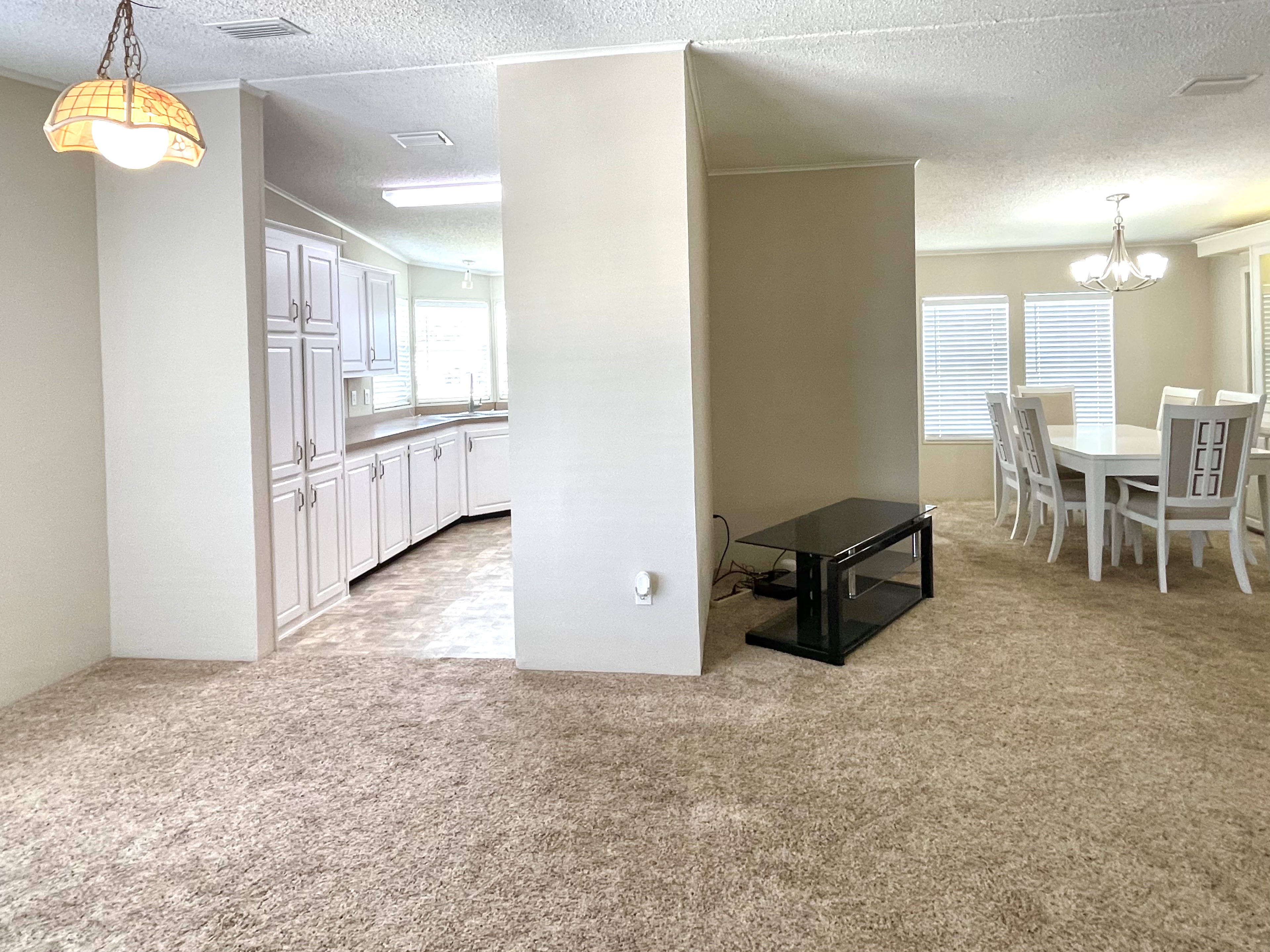 2609 86th Lane E, Palmetto, Florida 34221, 2 Bedrooms Bedrooms, ,2 BathroomsBathrooms,55-Plus Mobile Home,For Sale,86th Lane E,4245