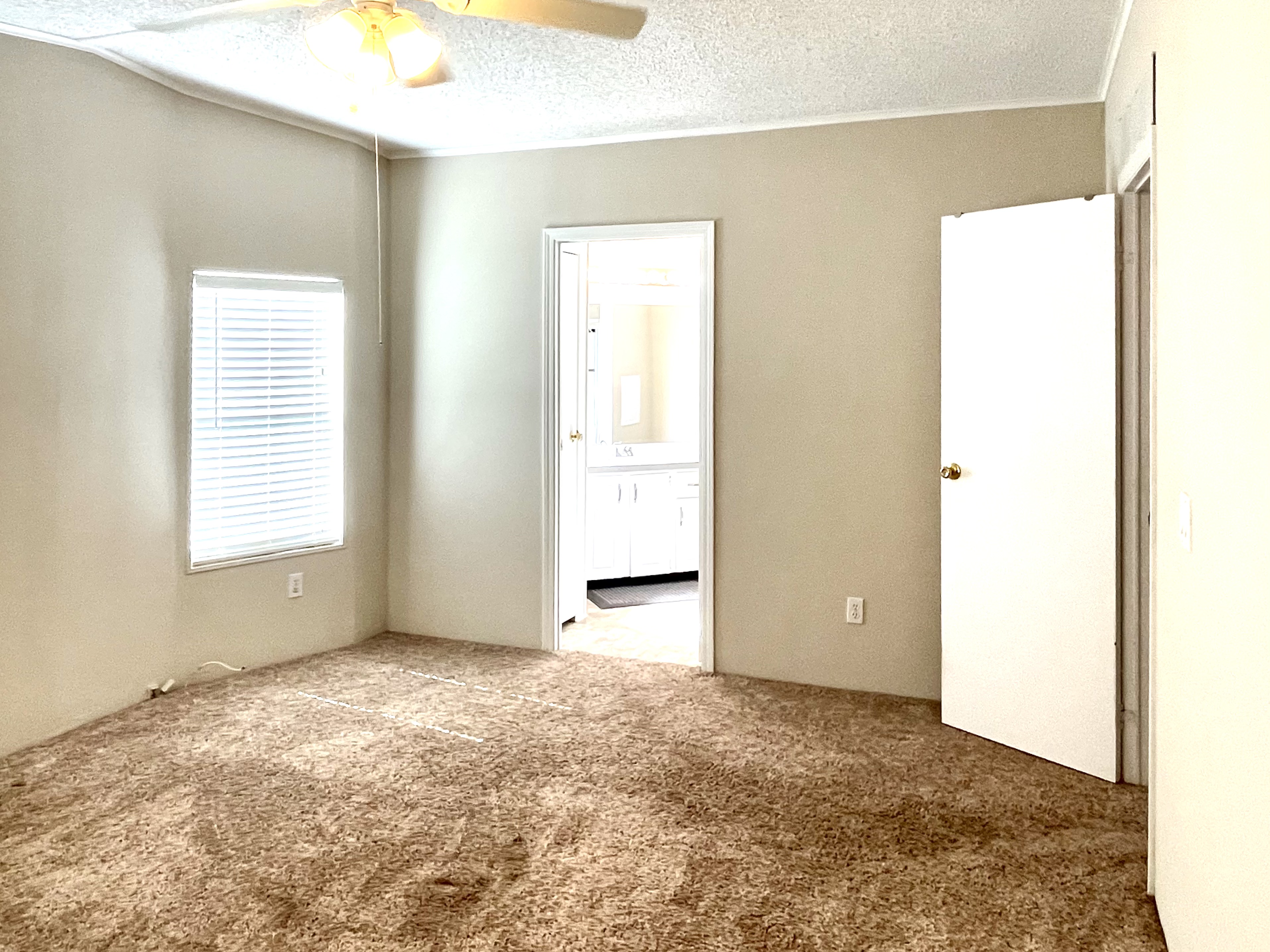 2609 86th Lane E, Palmetto, Florida 34221, 2 Bedrooms Bedrooms, ,2 BathroomsBathrooms,55-Plus Mobile Home,For Sale,86th Lane E,4245