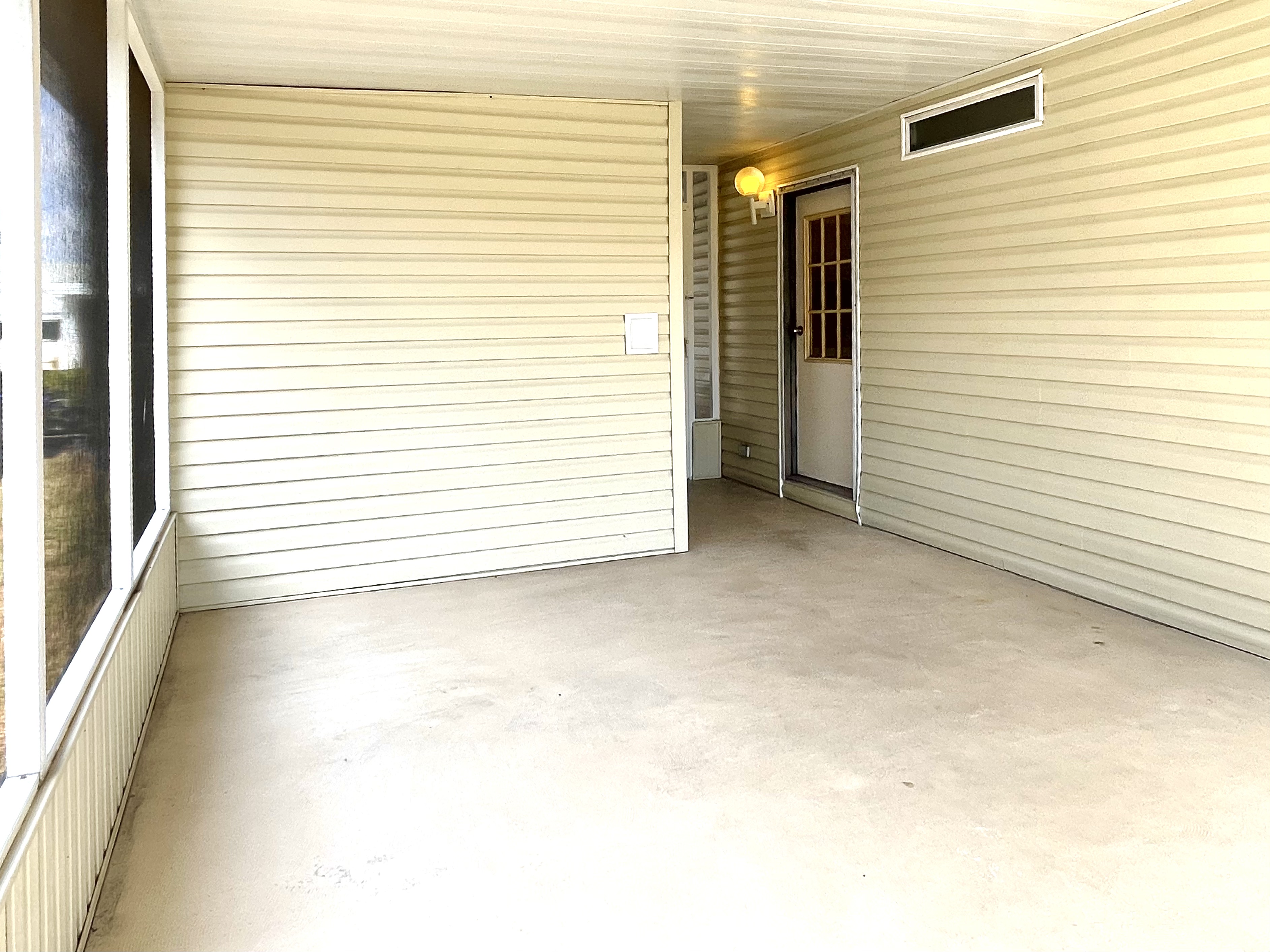 2609 86th Lane E, Palmetto, Florida 34221, 2 Bedrooms Bedrooms, ,2 BathroomsBathrooms,55-Plus Mobile Home,For Sale,86th Lane E,4245