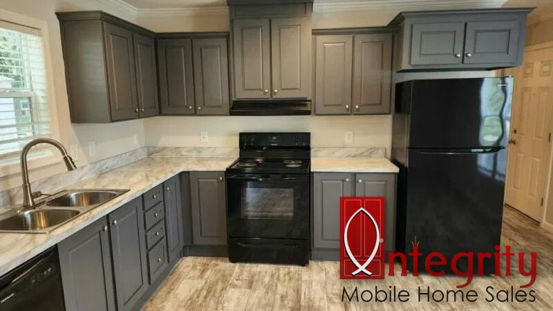 10201 W Beaver St, Lot 40, Jacksonville, Florida 32220, 3 Bedrooms Bedrooms, ,2 BathroomsBathrooms,All - Age Mobile Home,For Sale,W Beaver St, Lot 40,4246