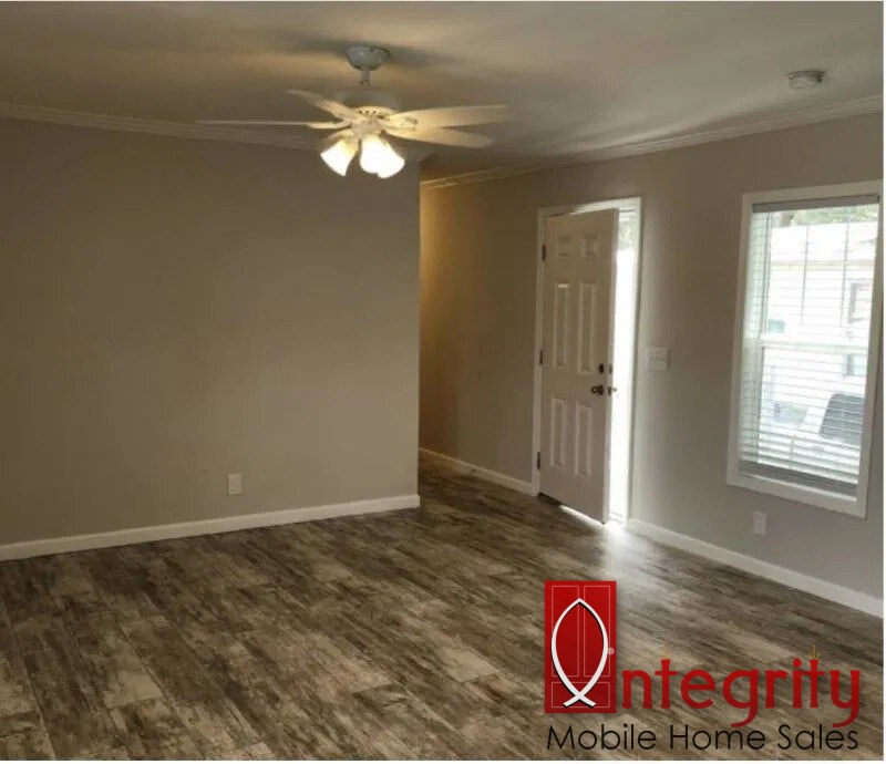 10201 W Beaver St, Lot 40, Jacksonville, Florida 32220, 3 Bedrooms Bedrooms, ,2 BathroomsBathrooms,All - Age Mobile Home,For Sale,W Beaver St, Lot 40,4246