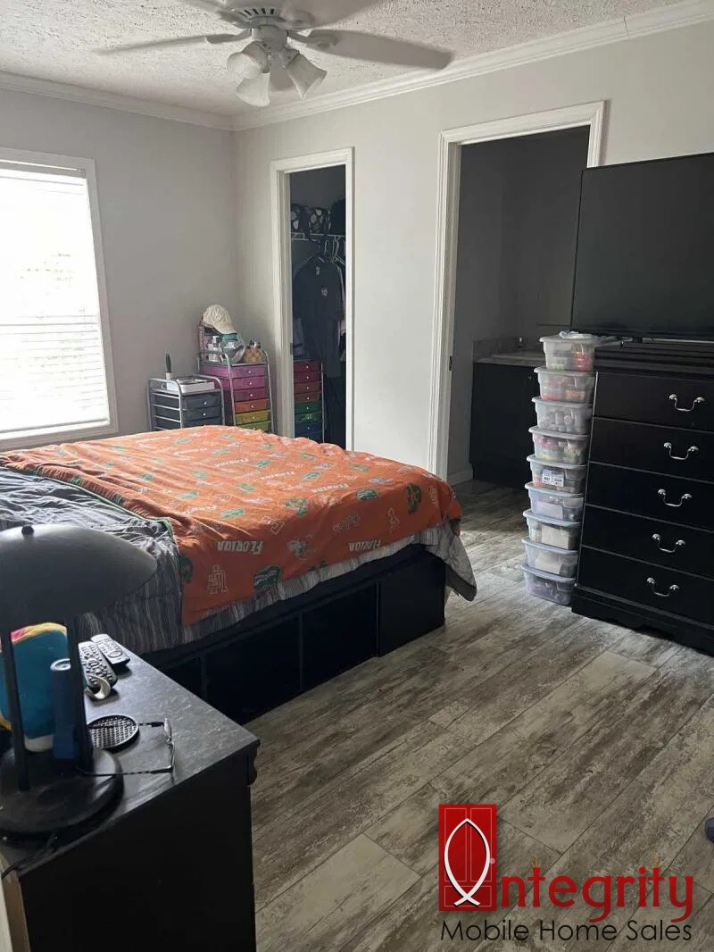 10201 W Beaver St, Lot 40, Jacksonville, Florida 32220, 3 Bedrooms Bedrooms, ,2 BathroomsBathrooms,All - Age Mobile Home,For Sale,W Beaver St, Lot 40,4246