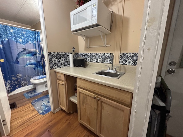 2419 Gulf to Bay Blvd, Lot 102, Clearwater, Florida 33765, 2 Bedrooms Bedrooms, ,2 BathroomsBathrooms,55-Plus Mobile Home,For Sale,Gulf to Bay Blvd, Lot 102,4247