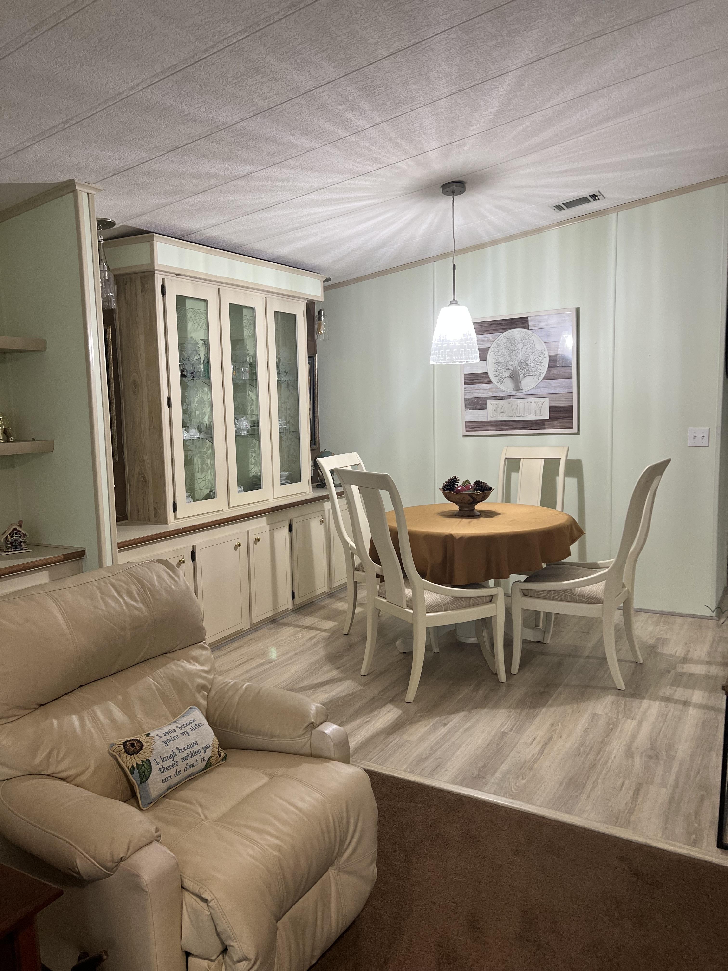 5700 Bayshore Rd, Lot 274, Palmetto, Florida 34221, 2 Bedrooms Bedrooms, ,2 BathroomsBathrooms,55-Plus Mobile Home,For Sale,Bayshore Rd, Lot 274,4248