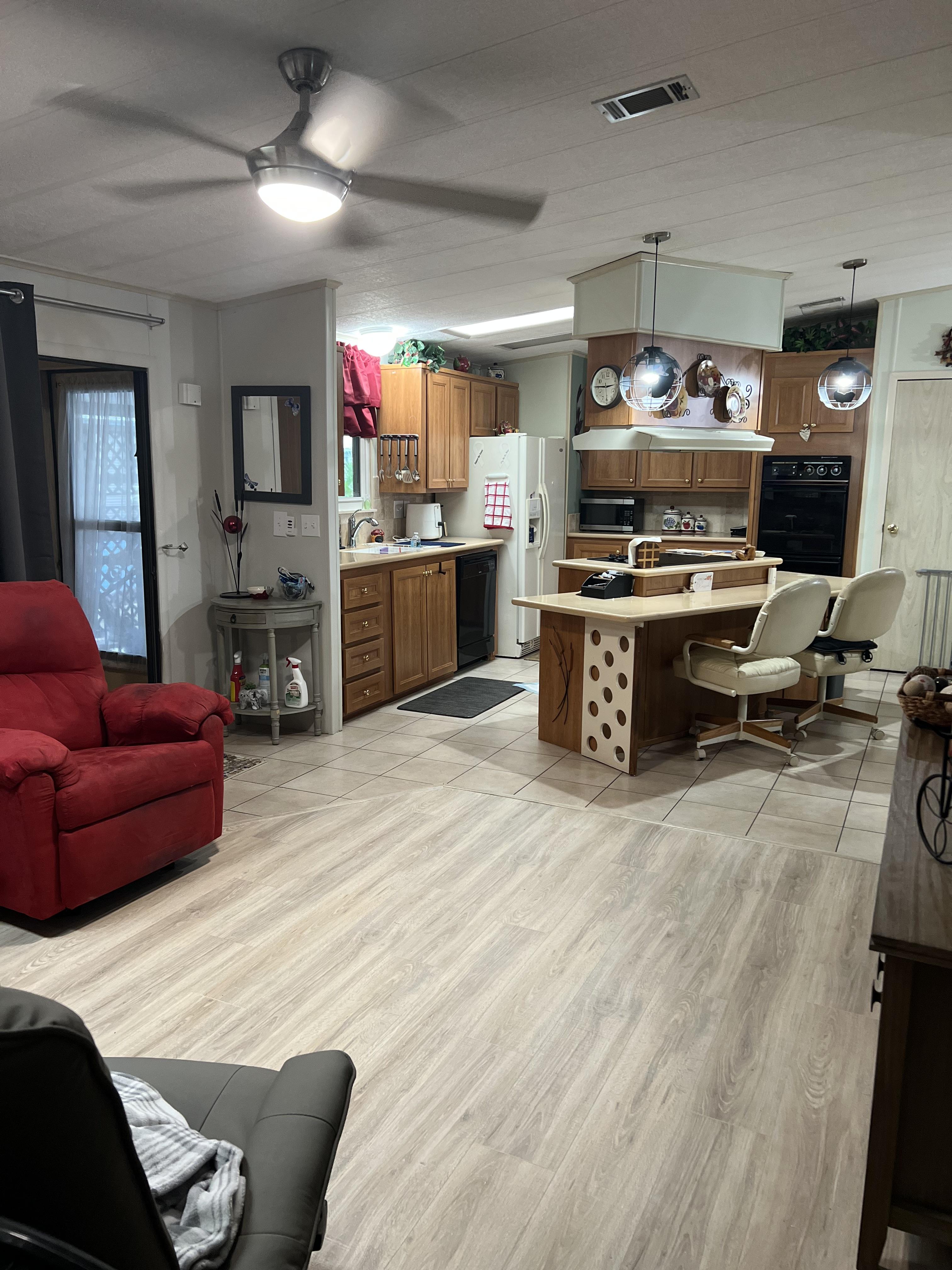 5700 Bayshore Rd, Lot 274, Palmetto, Florida 34221, 2 Bedrooms Bedrooms, ,2 BathroomsBathrooms,55-Plus Mobile Home,For Sale,Bayshore Rd, Lot 274,4248