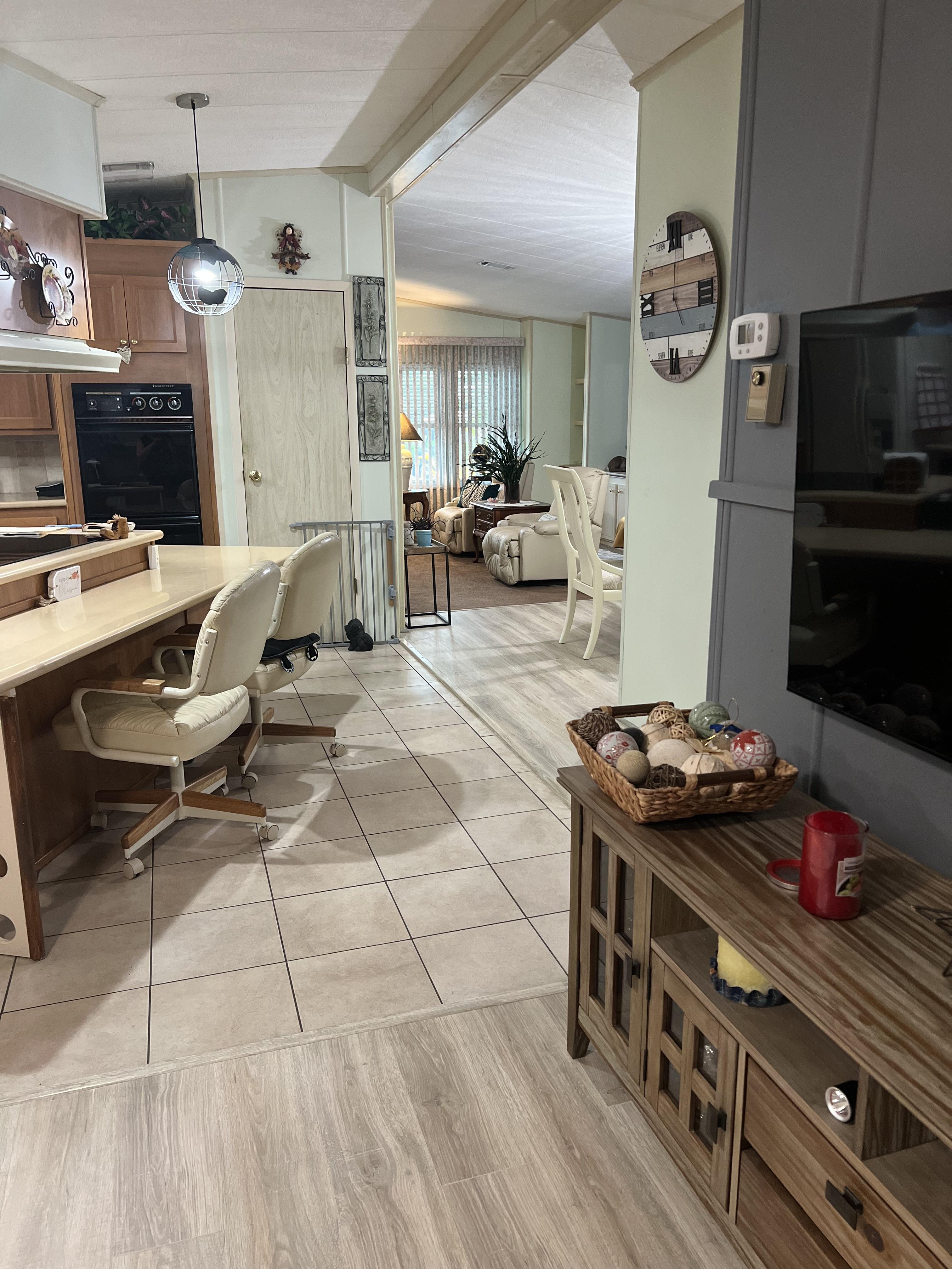 5700 Bayshore Rd, Lot 274, Palmetto, Florida 34221, 2 Bedrooms Bedrooms, ,2 BathroomsBathrooms,55-Plus Mobile Home,For Sale,Bayshore Rd, Lot 274,4248