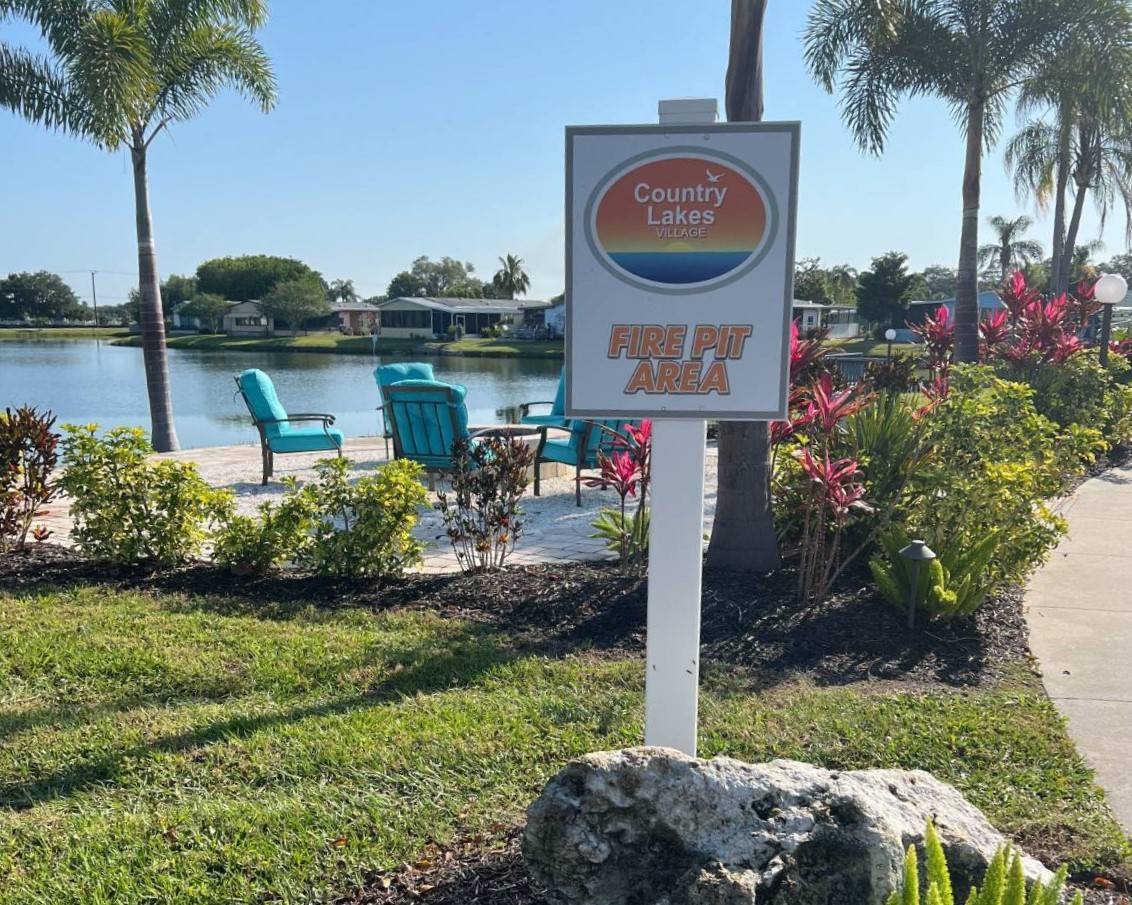 5700 Bayshore Rd, Lot 274, Palmetto, Florida 34221, 2 Bedrooms Bedrooms, ,2 BathroomsBathrooms,55-Plus Mobile Home,For Sale,Bayshore Rd, Lot 274,4248