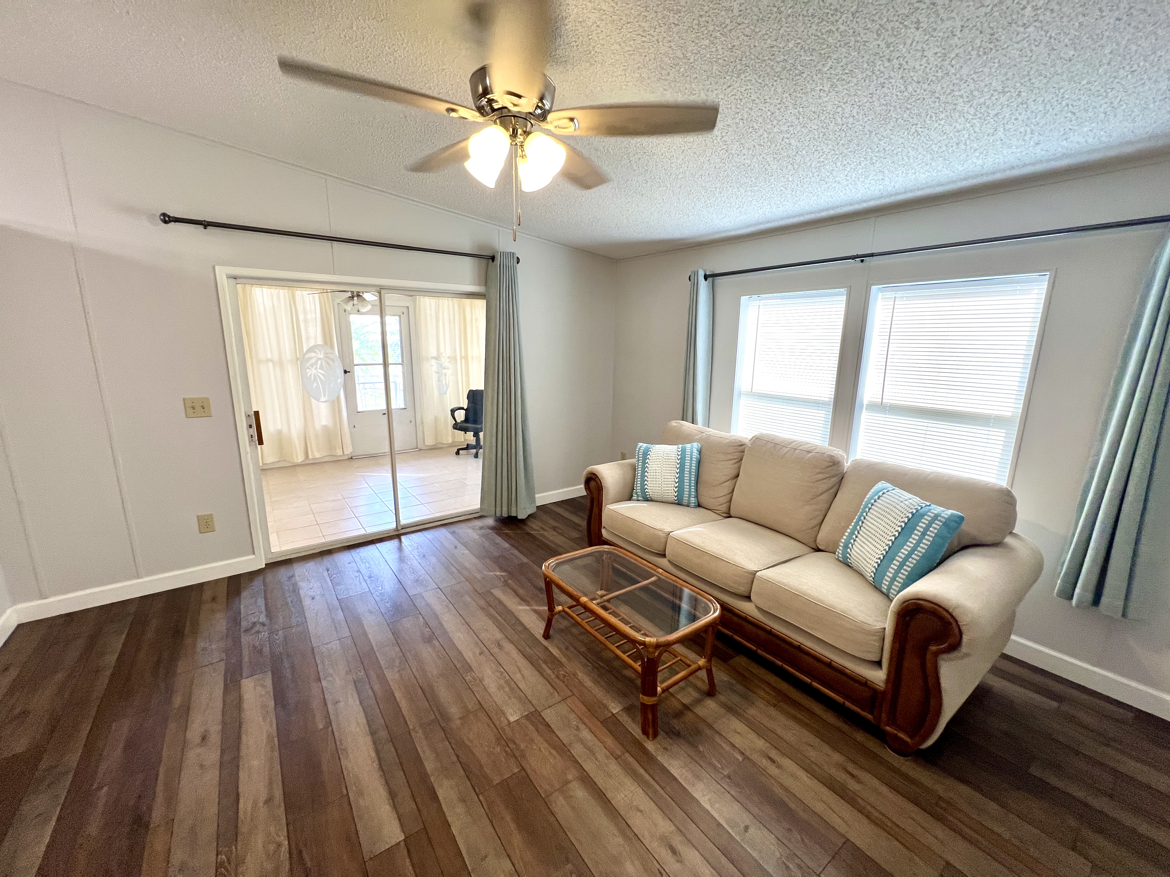 3605 Asbury Drive, Parrish, Florida 34219, 2 Bedrooms Bedrooms, ,2 BathroomsBathrooms,55-Plus Mobile Home,For Sale,Asbury Drive,4251