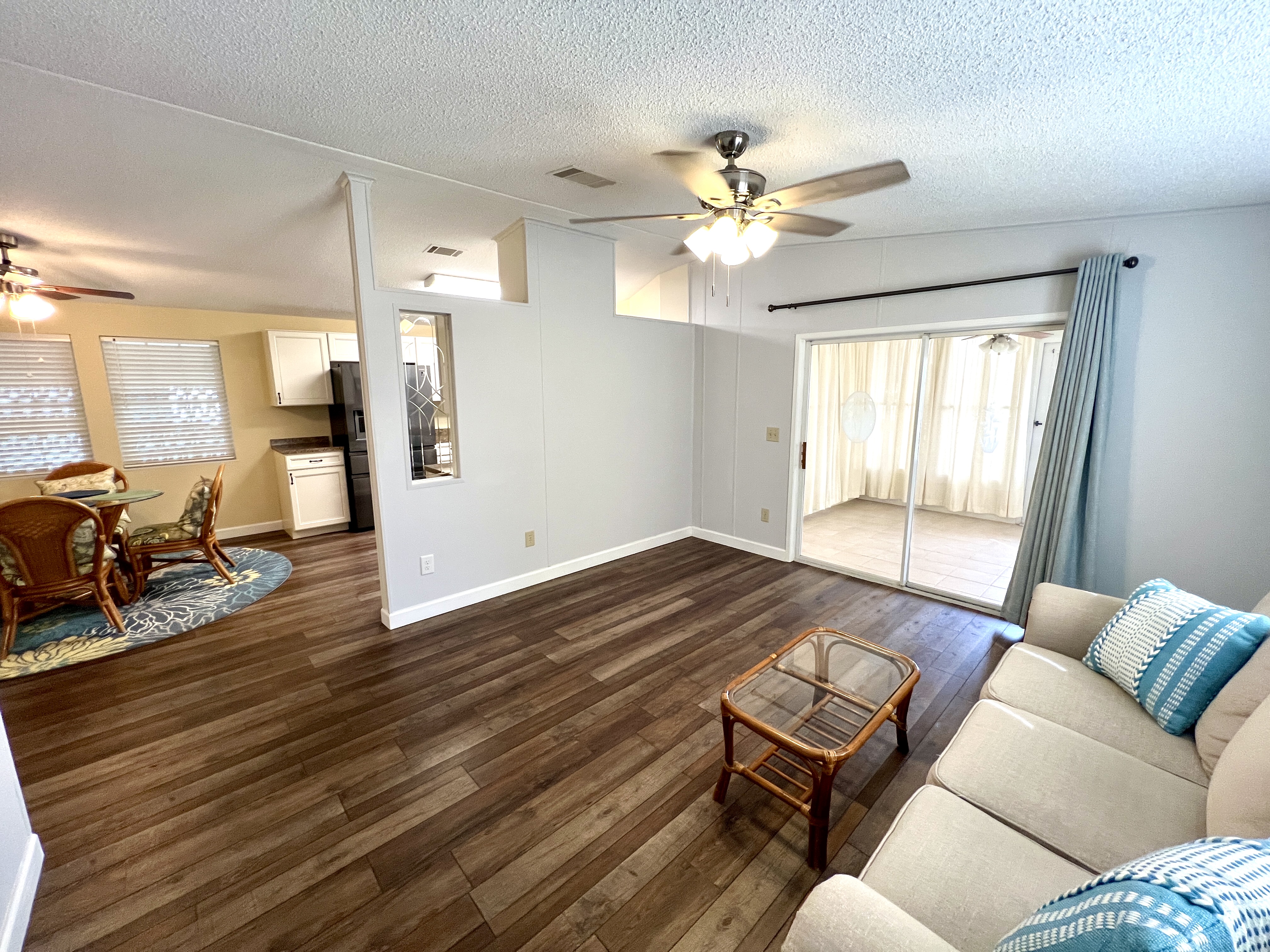 3605 Asbury Drive, Parrish, Florida 34219, 2 Bedrooms Bedrooms, ,2 BathroomsBathrooms,55-Plus Mobile Home,For Sale,Asbury Drive,4251