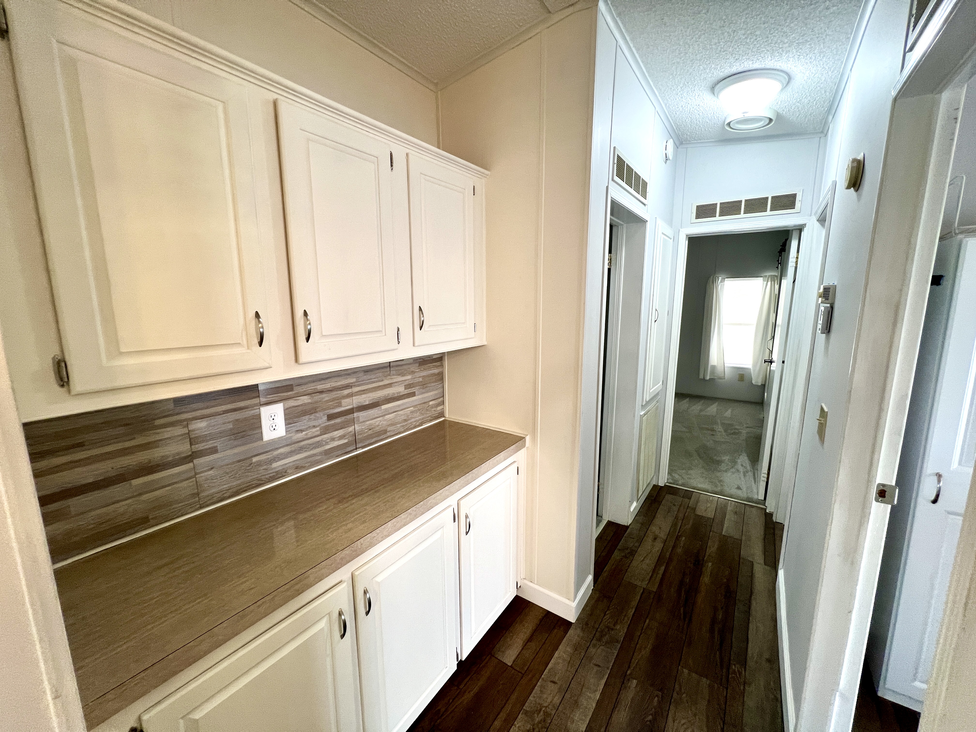 3605 Asbury Drive, Parrish, Florida 34219, 2 Bedrooms Bedrooms, ,2 BathroomsBathrooms,55-Plus Mobile Home,For Sale,Asbury Drive,4251