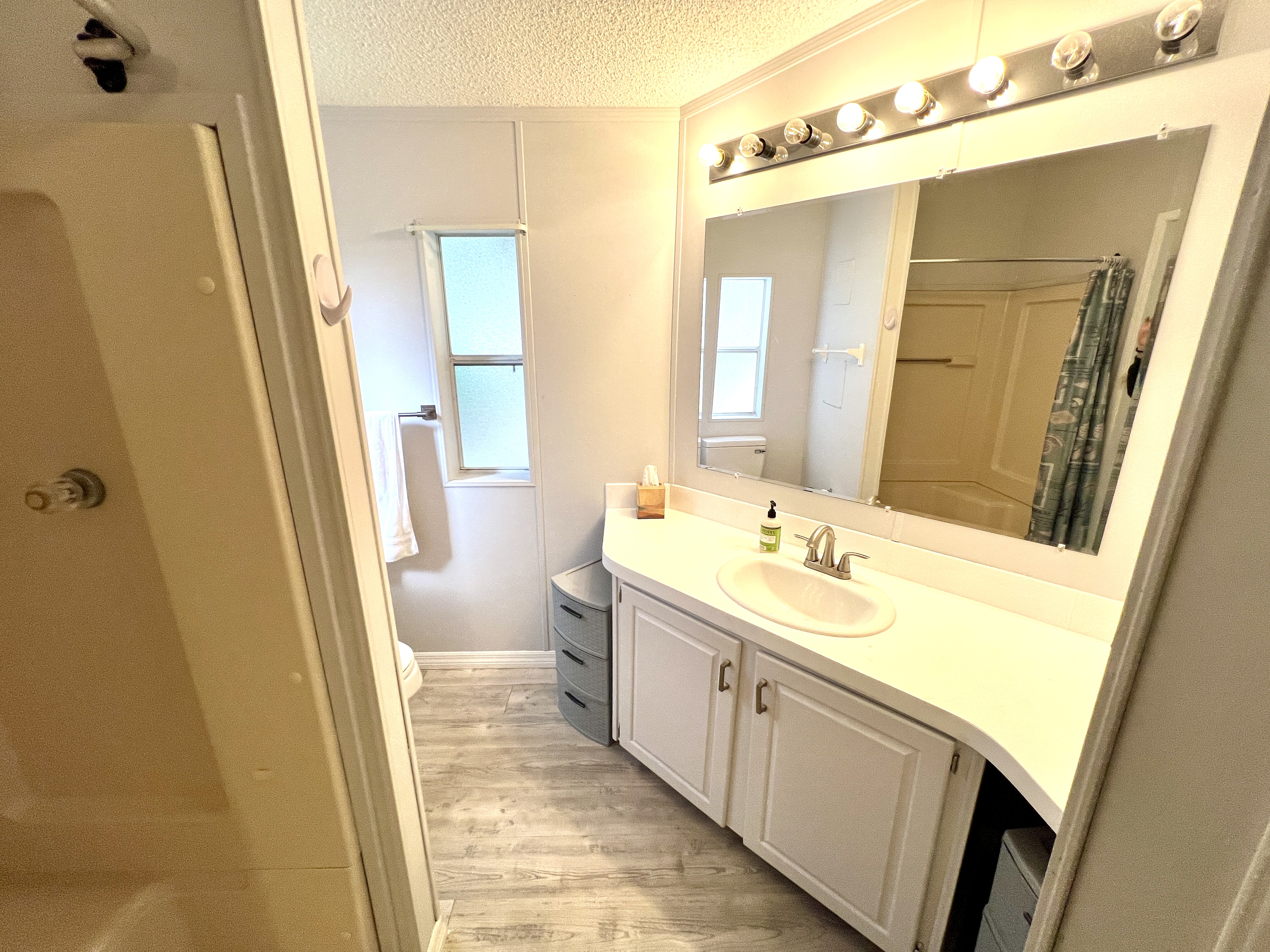 3605 Asbury Drive, Parrish, Florida 34219, 2 Bedrooms Bedrooms, ,2 BathroomsBathrooms,55-Plus Mobile Home,For Sale,Asbury Drive,4251