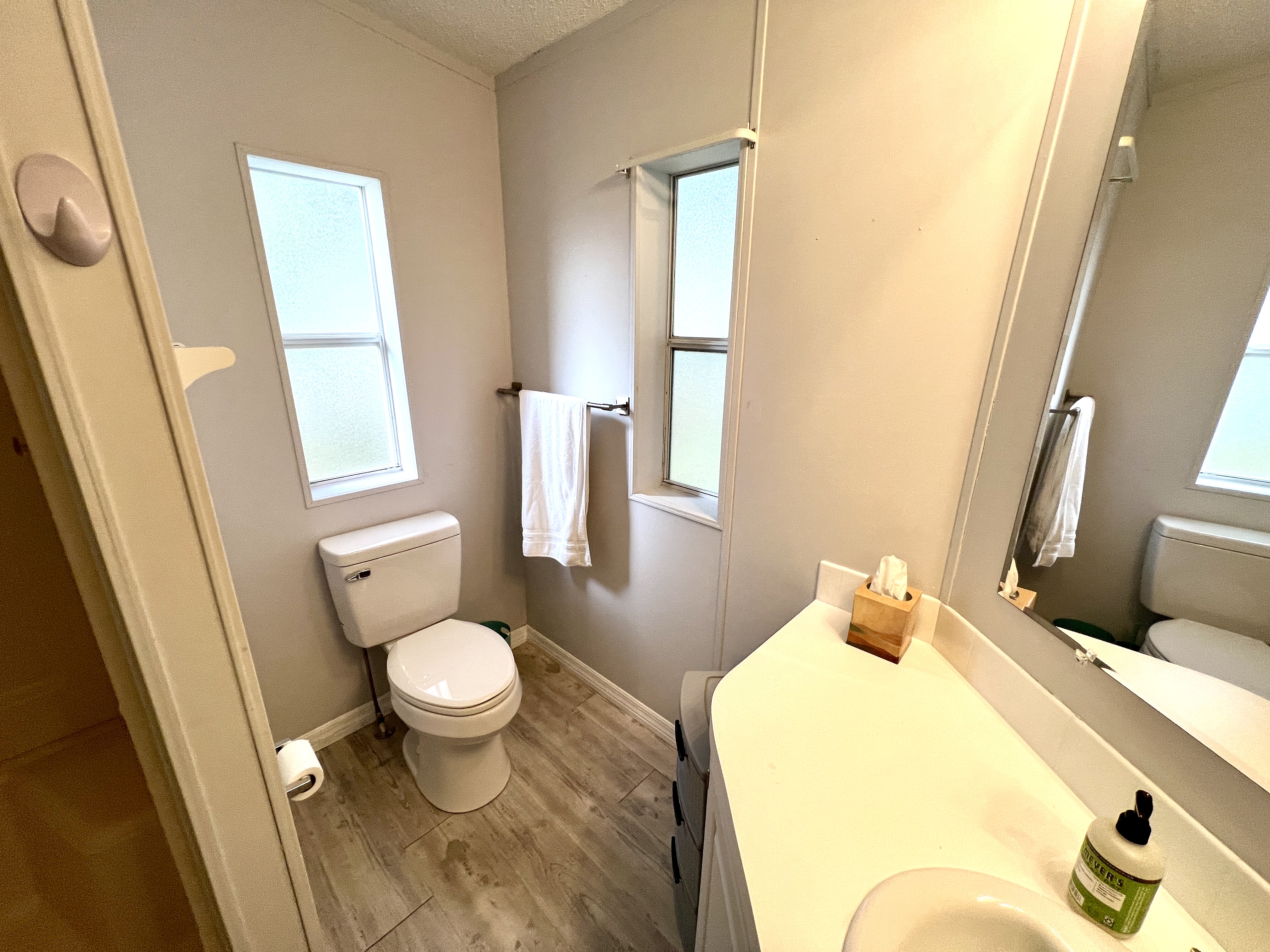 3605 Asbury Drive, Parrish, Florida 34219, 2 Bedrooms Bedrooms, ,2 BathroomsBathrooms,55-Plus Mobile Home,For Sale,Asbury Drive,4251